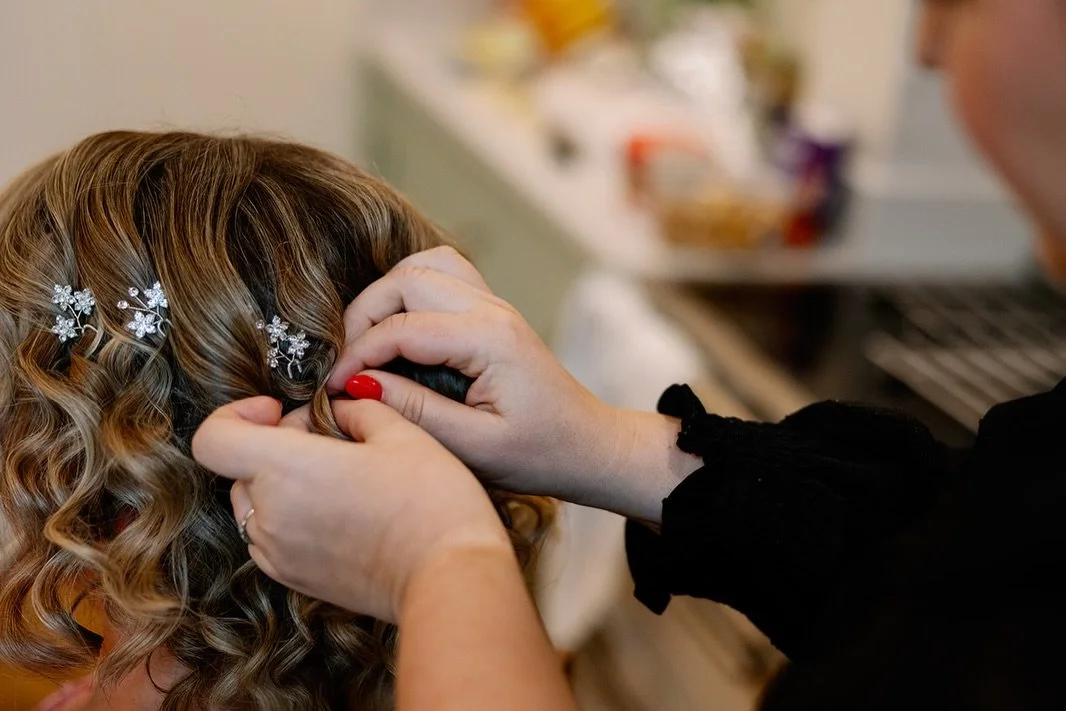 What actually makes luxury bridal hair different?

Luxury bridal hair isn&rsquo;t about trends or over-styling.
It&rsquo;s about bespoke preparation, timeless structure, and creating a style that looks effortless from every angle &mdash; in real life