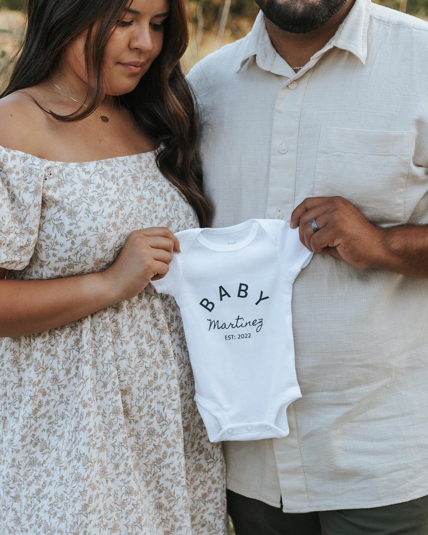 And just like that&hellip; they are parents! Congratulations on this new journey! @cindyyymartinezz @jesus.mtz17 #parenthood
.
.
.
.
Tags
#moments_of_mom #simplejoys #uniteinmotherhood #momlife #parenthood_unveiled #parenthood_moments #posttheordinar