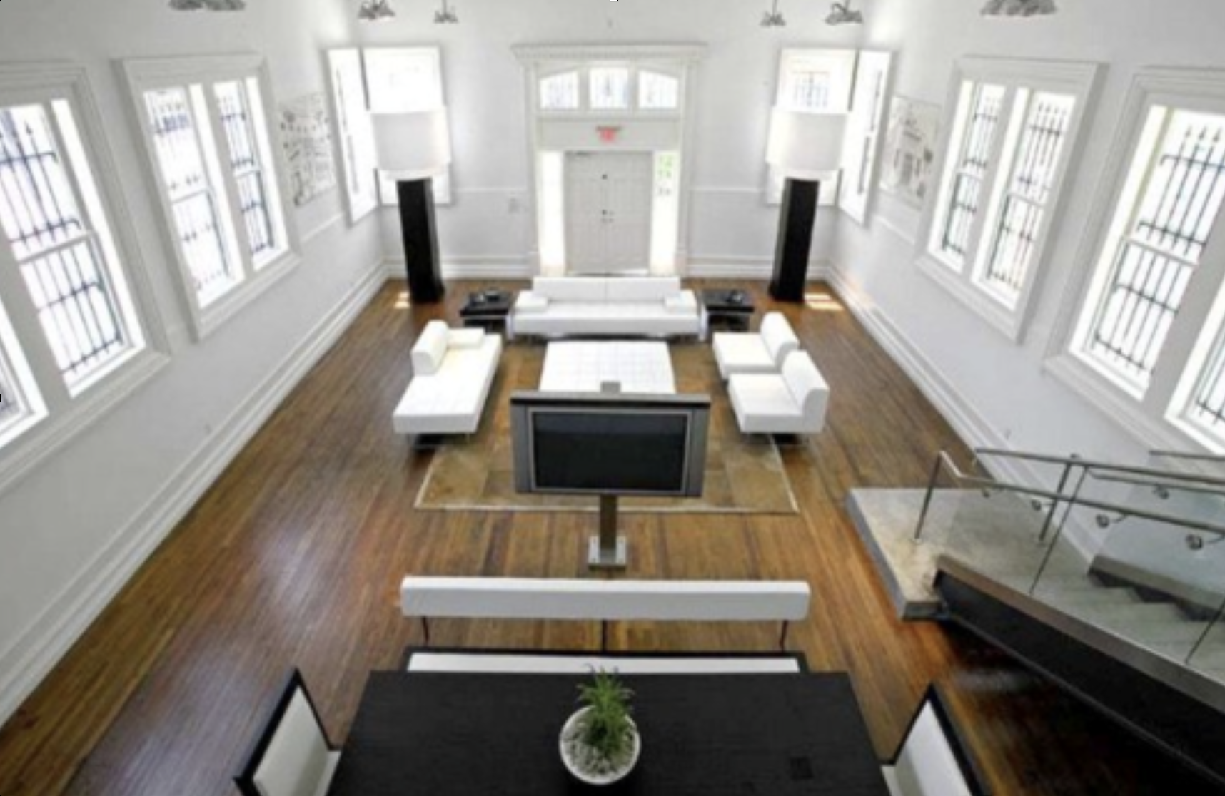 PO-Interior2.png