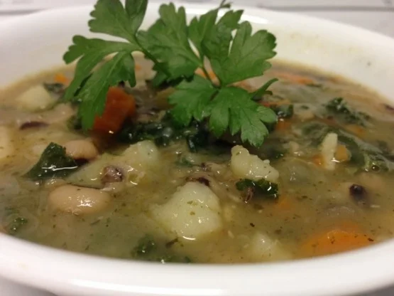 Kale &amp; Bean Soup