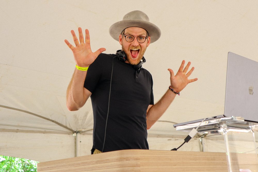  DJ Hampster Dance in the Lager Fest tent. 