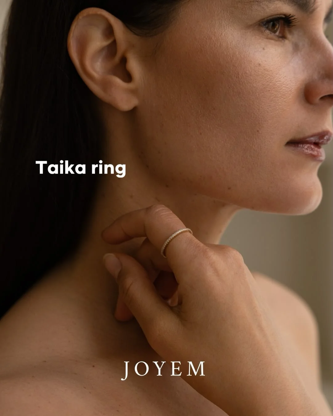 Waiting to be worn and loved - meet our 🆕 sparkling eternity ring, Taika, inspired by the Finnish word for miracle ✨

Worn by @amirazaghdoudi
Captured by @wilmahetemaj 
🤍🤍🤍