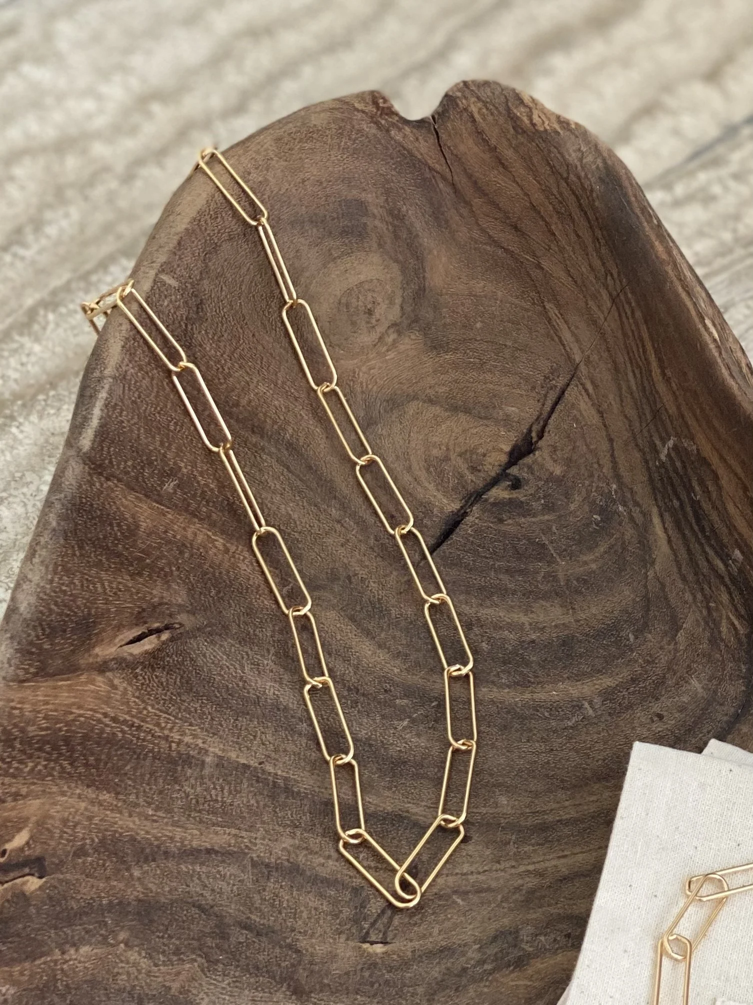 JOYEM Shaped Strong Necklace Flatlay.jpg (Copy)