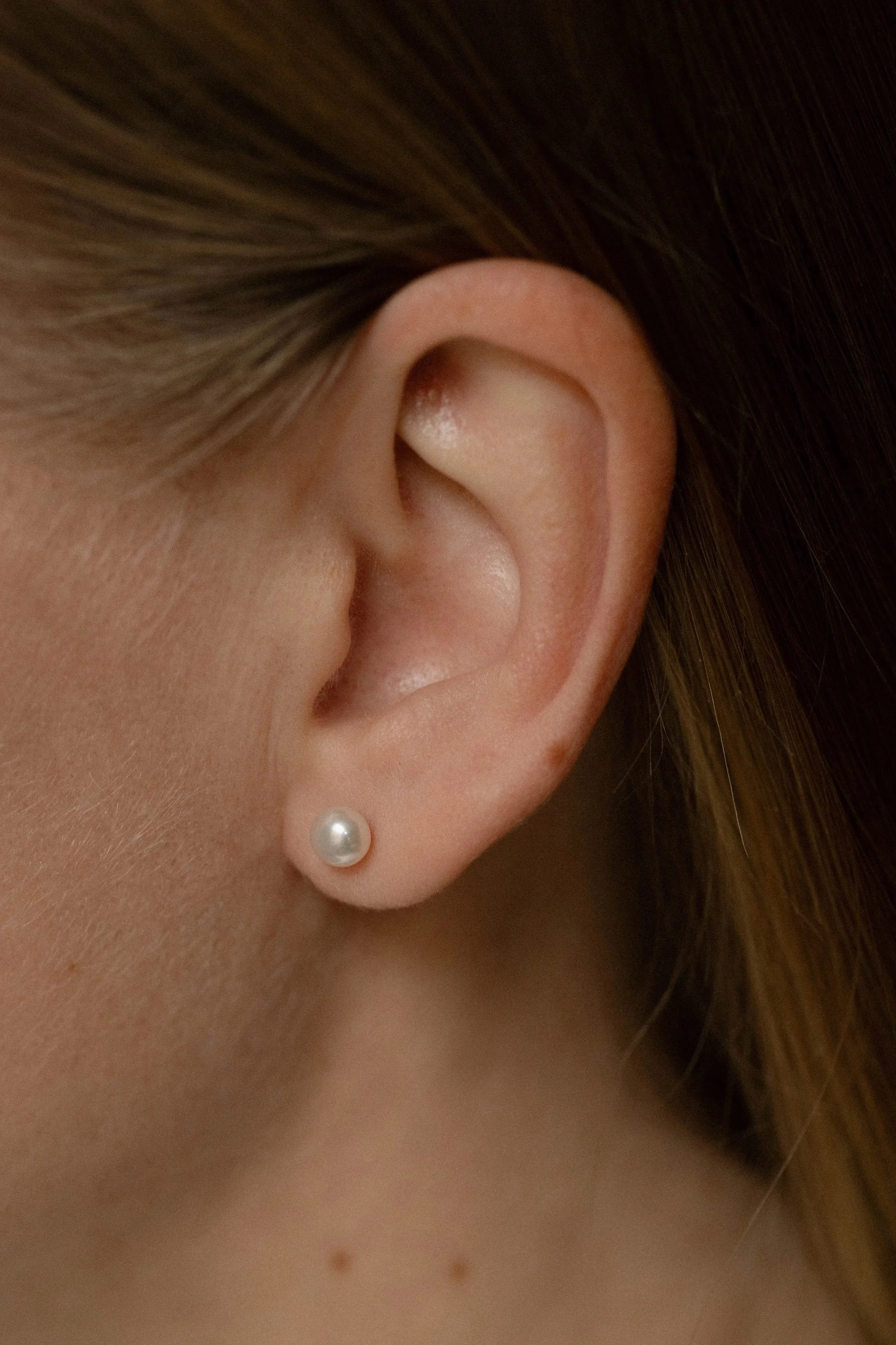 JOYEM+Elle+Pearl+Stud+Earrings.jpg (Copy)