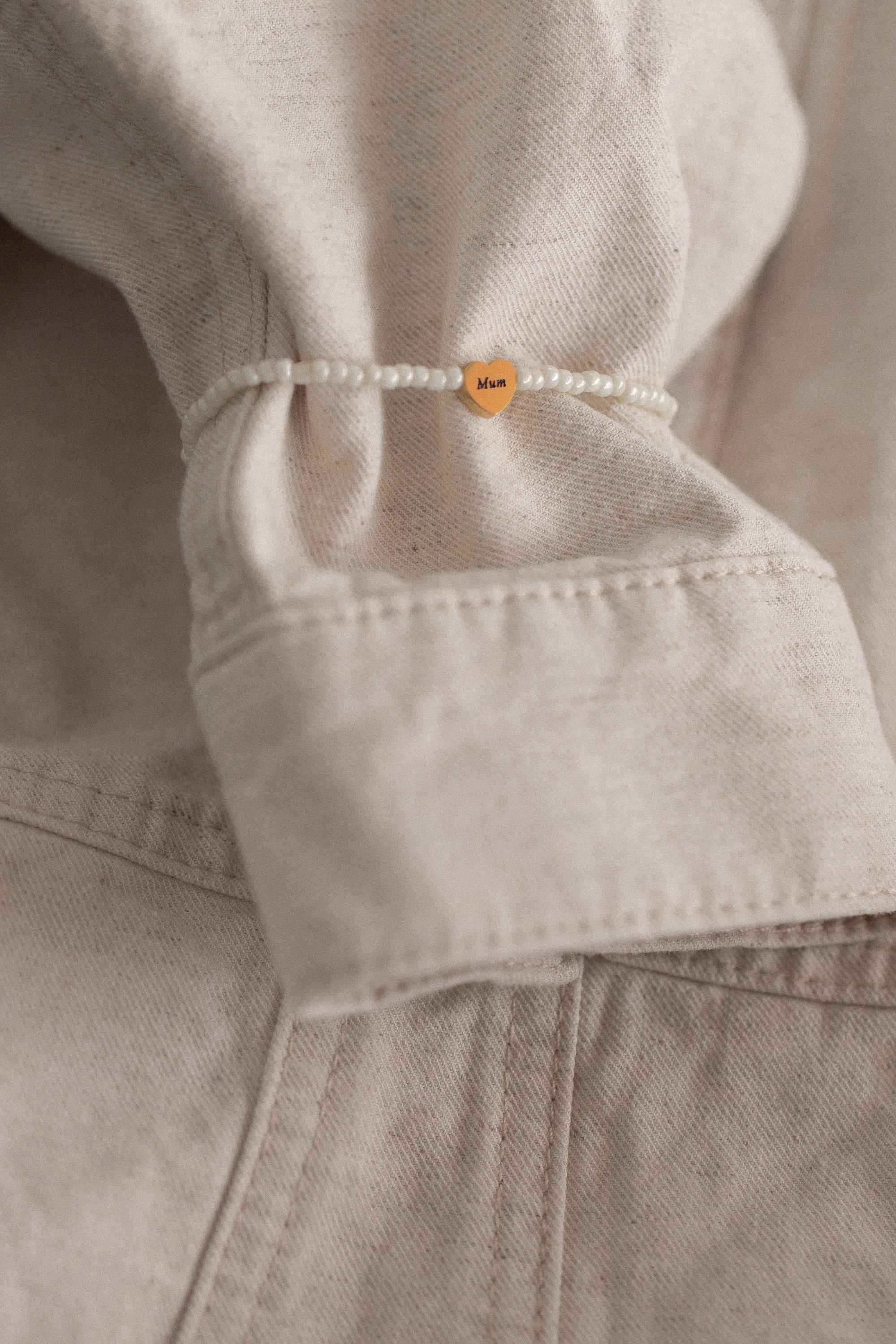 JOYEM Mum Heart Bracelet.jpg
