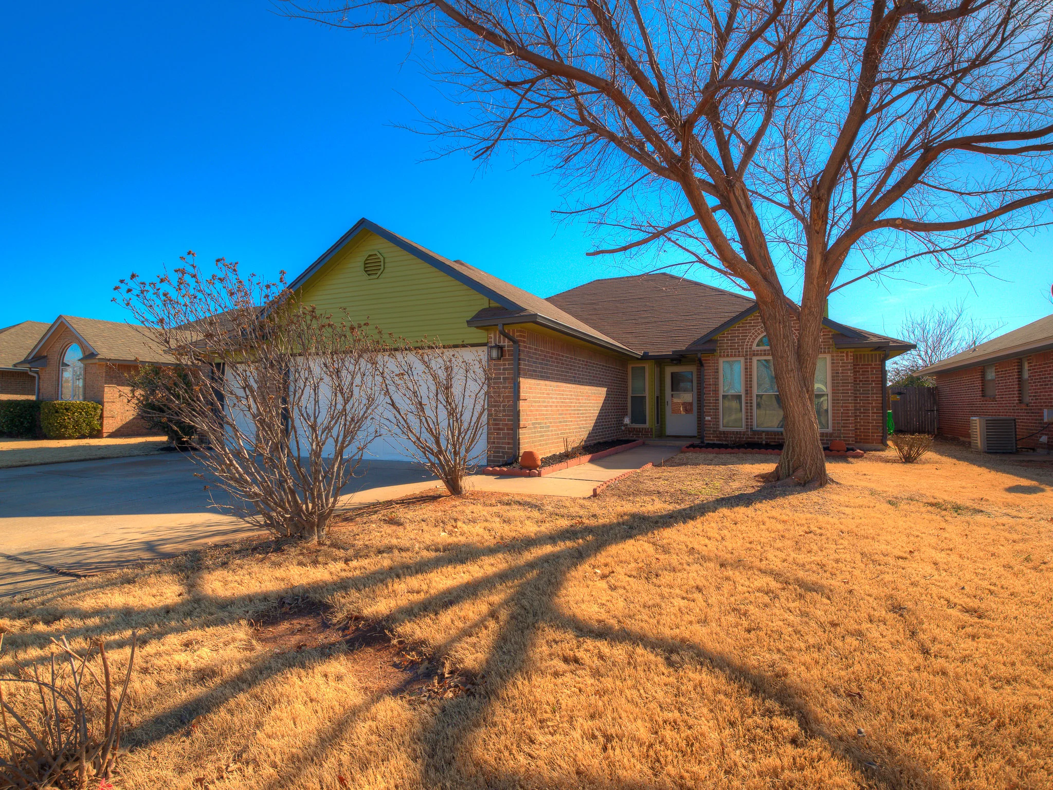 8216 Cinnamon Teal Drive-3.JPG