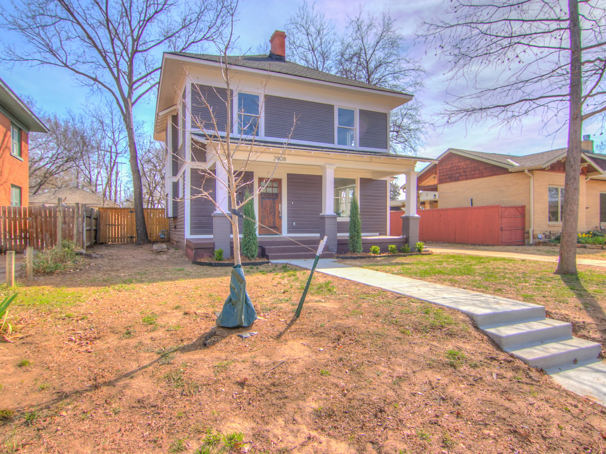 2908 N. Robinson Ave - MLS-10.jpg