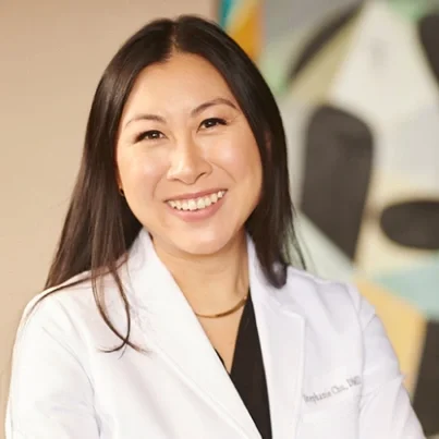 STEPHANIE CHU: PERI-IMPLANTITIS: DIAGNOSIS, MANAGEMENT, AND STRATEGIES FOR PREVENTION; TREATMENT PLANNING SINGLE &amp; MULTIPLE IMPLANTS IN THE ESTHETIC ZONE