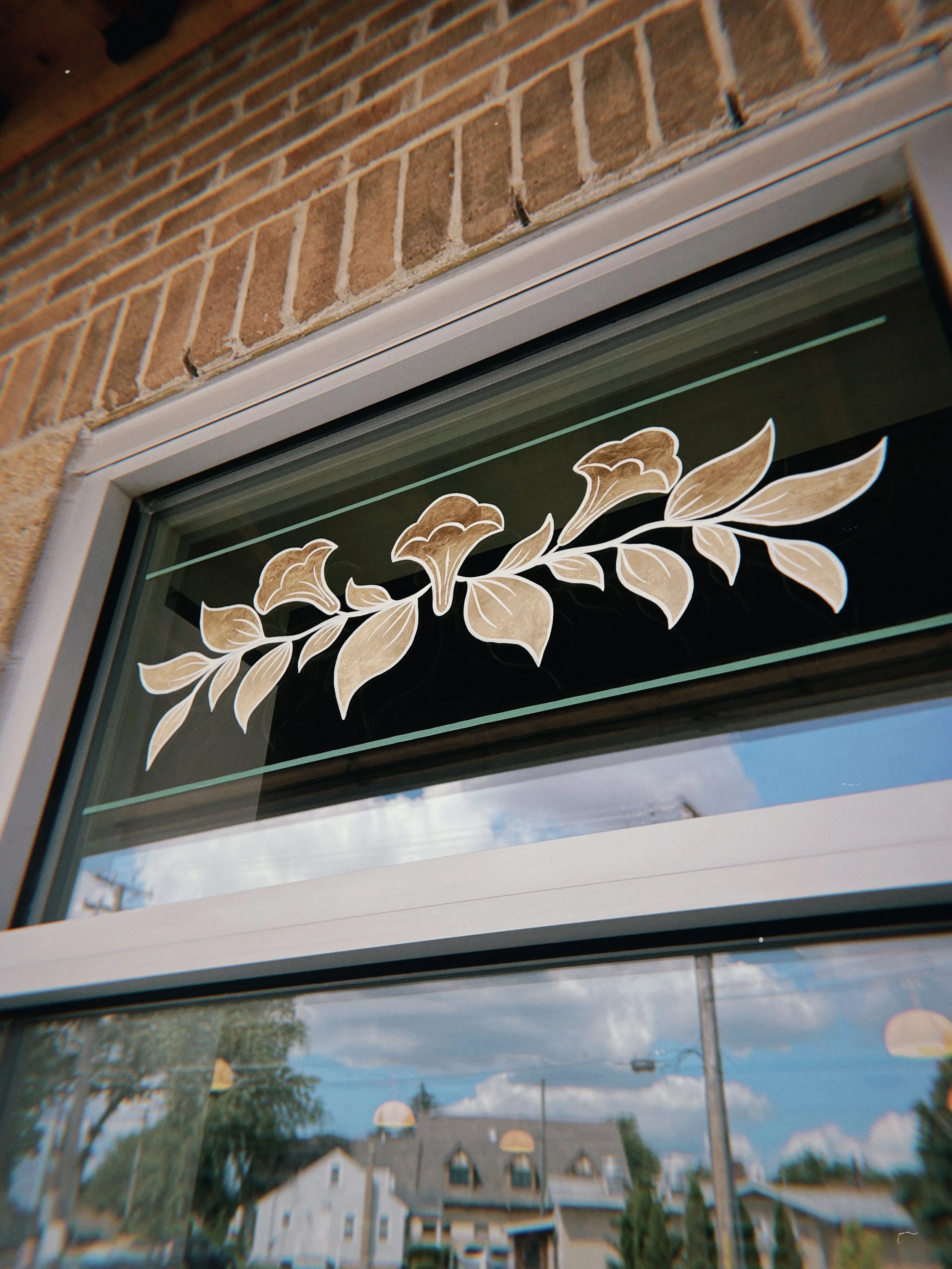 gold leaf flowers