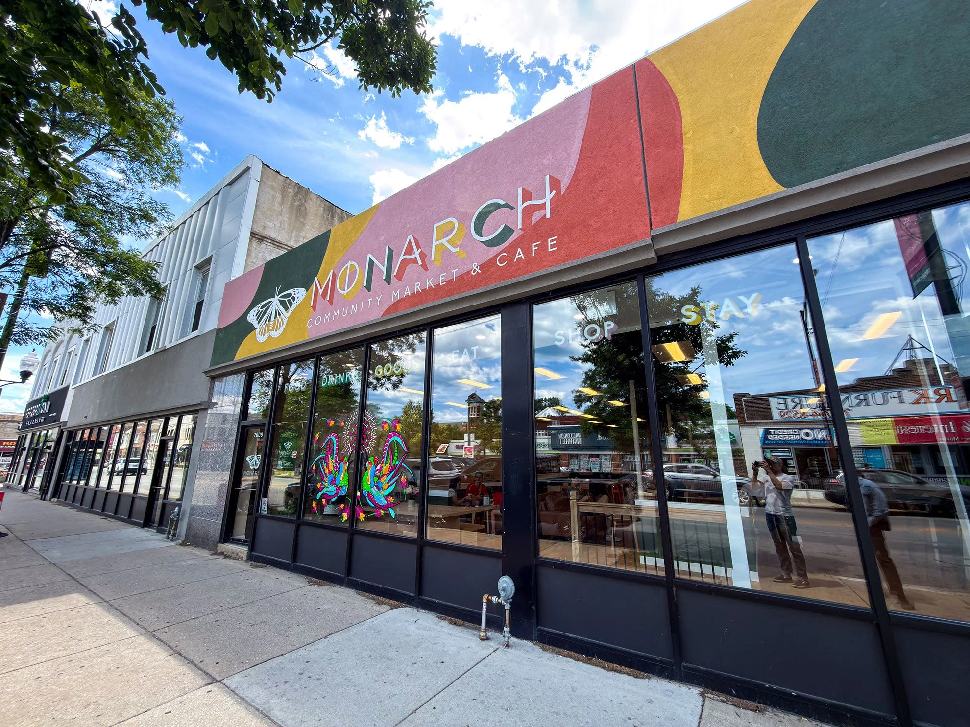 Hand painted exterior sign in Chicago