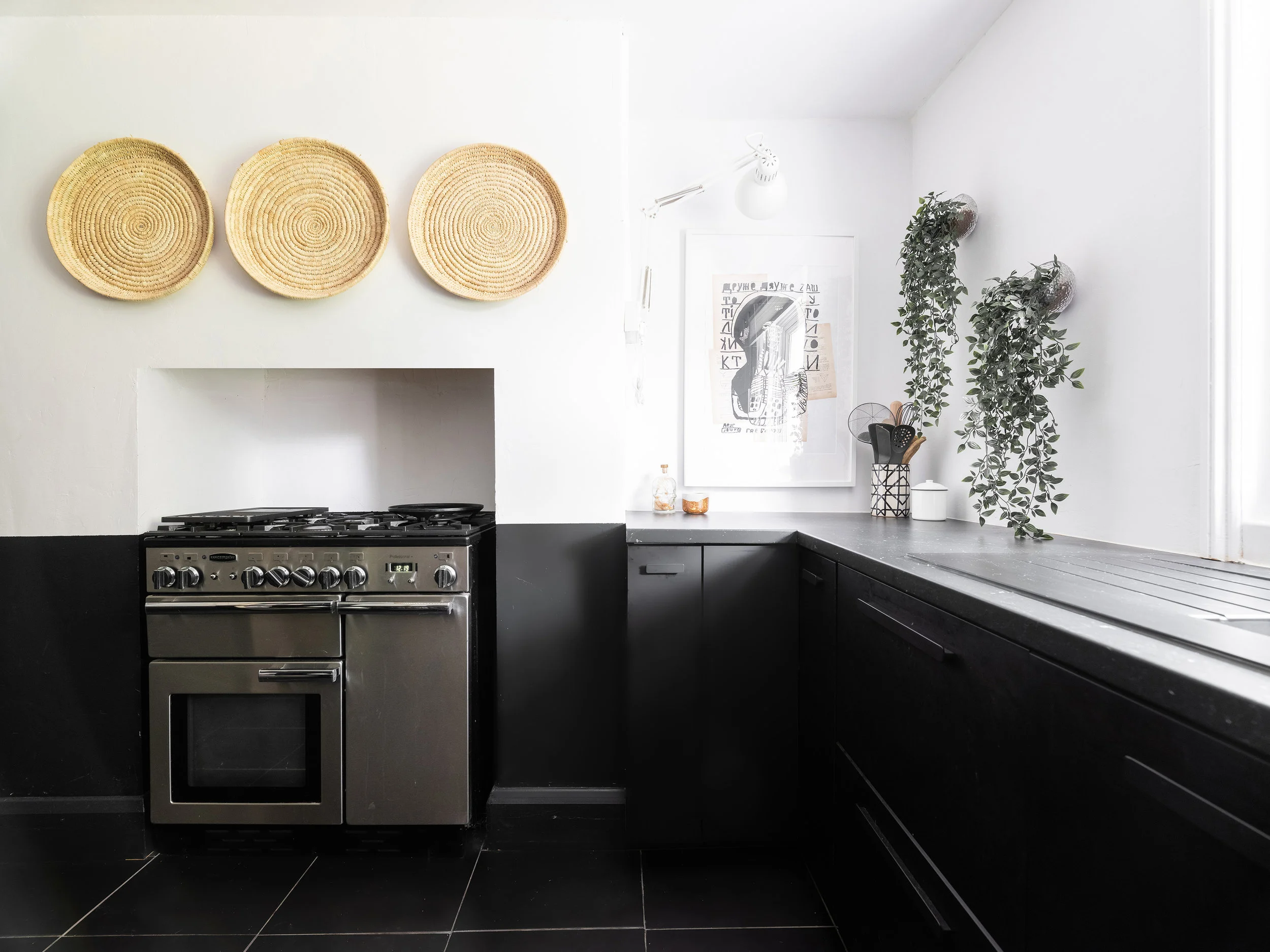 Kitchen2.jpg
