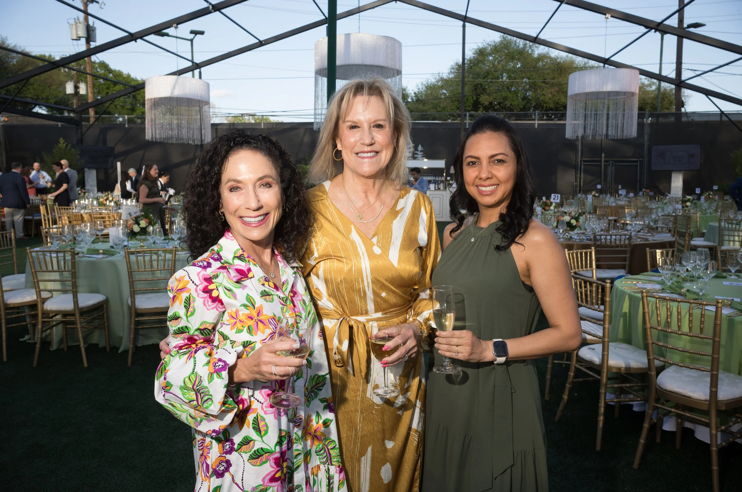 85_Denise Roeder, Jana Fedorko, Paula Oliveira.jpg