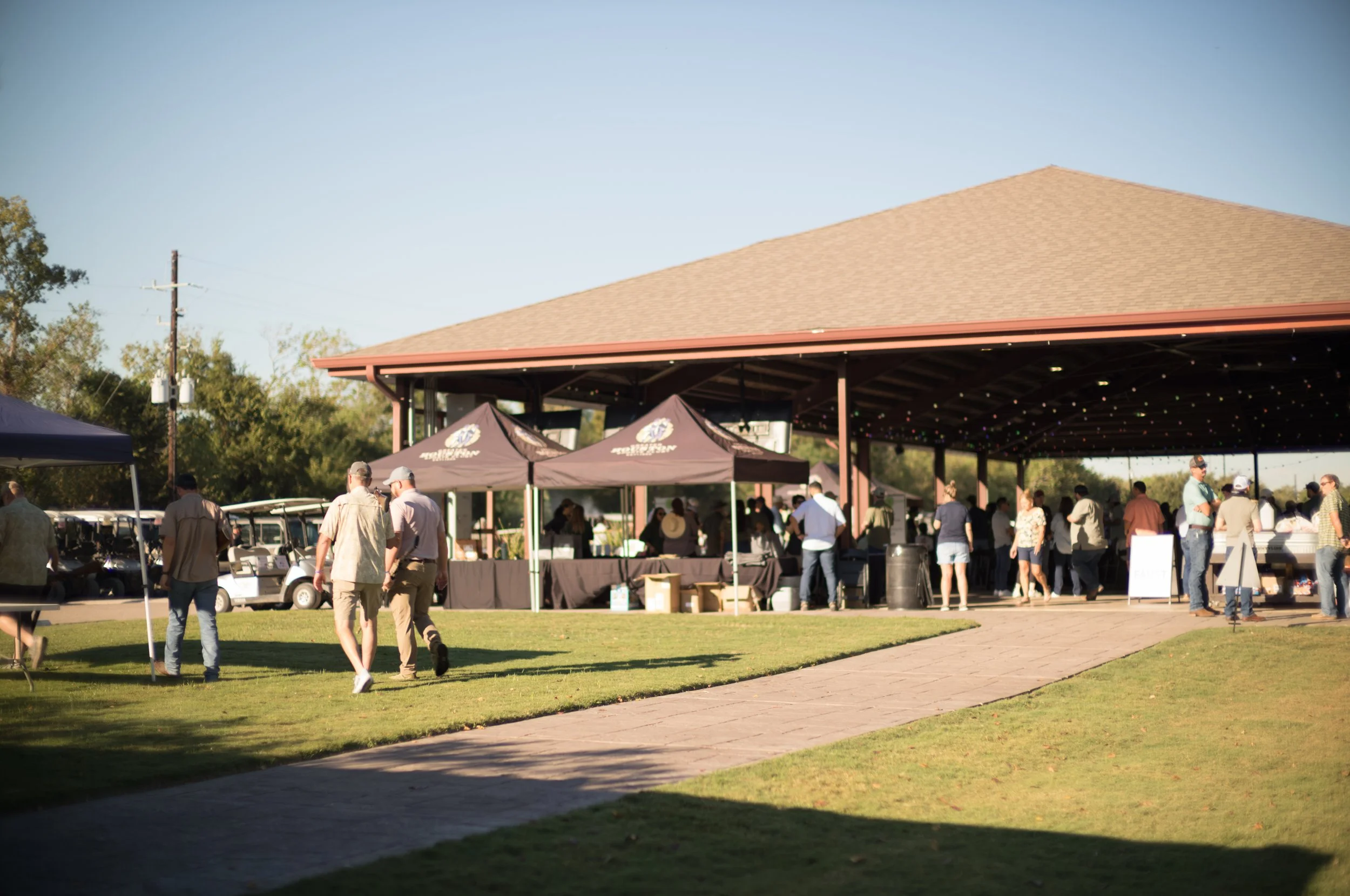 99_TreesforHoustonRootsandShoots_DanielOrtizPhoto_100926.jpg