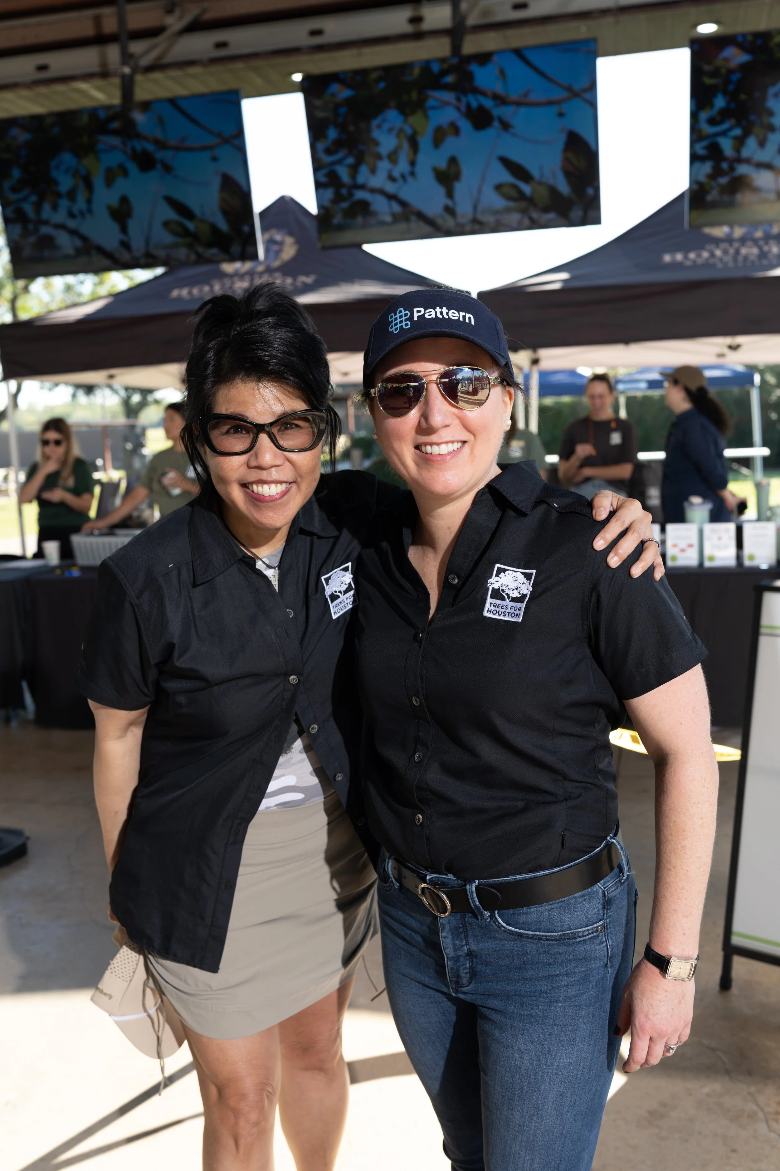 123_TreesforHoustonRootsandShoots_DanielOrtizPhoto_100926.jpg