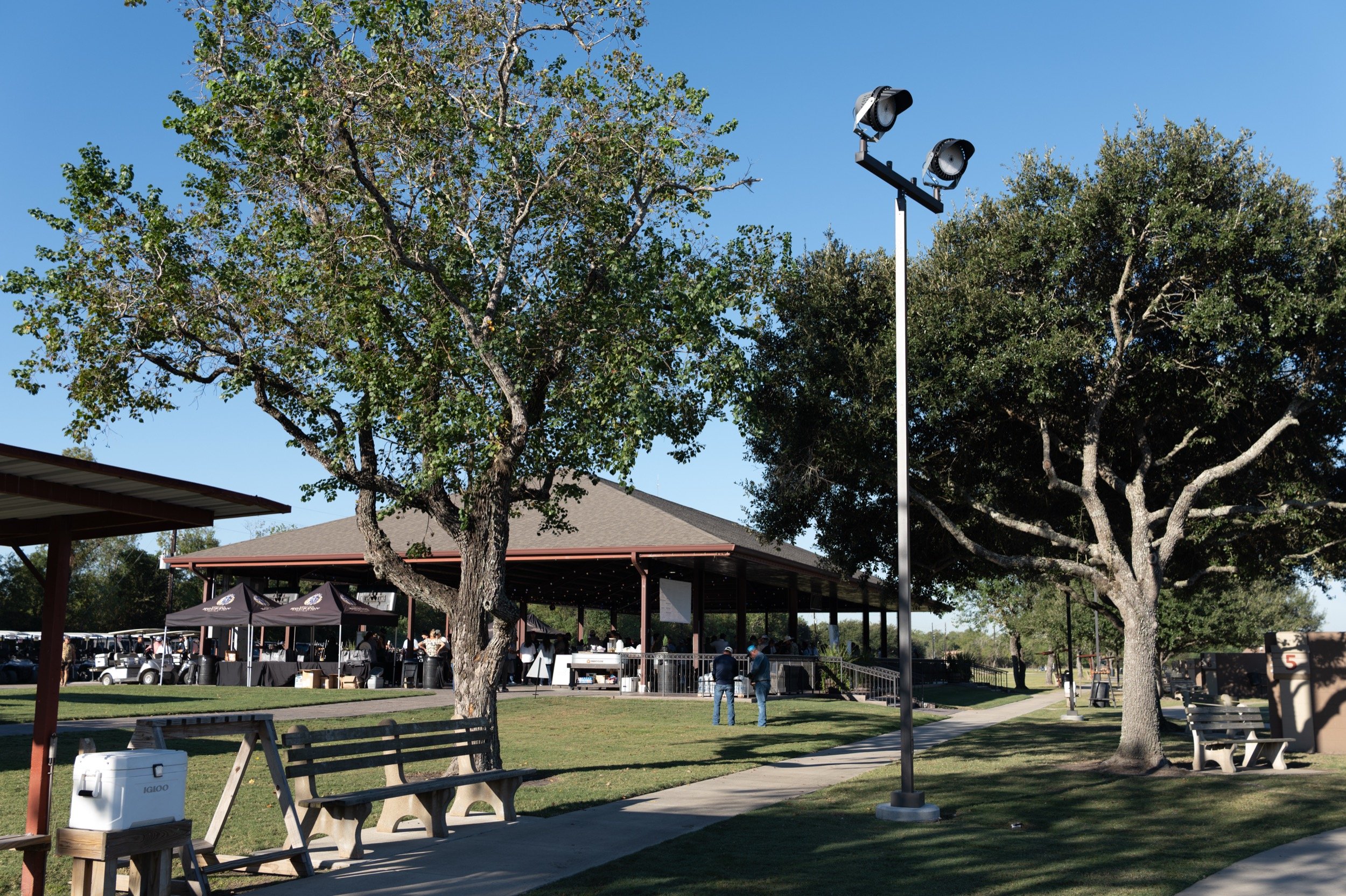88_TreesforHoustonRootsandShoots_DanielOrtizPhoto_100926.jpg