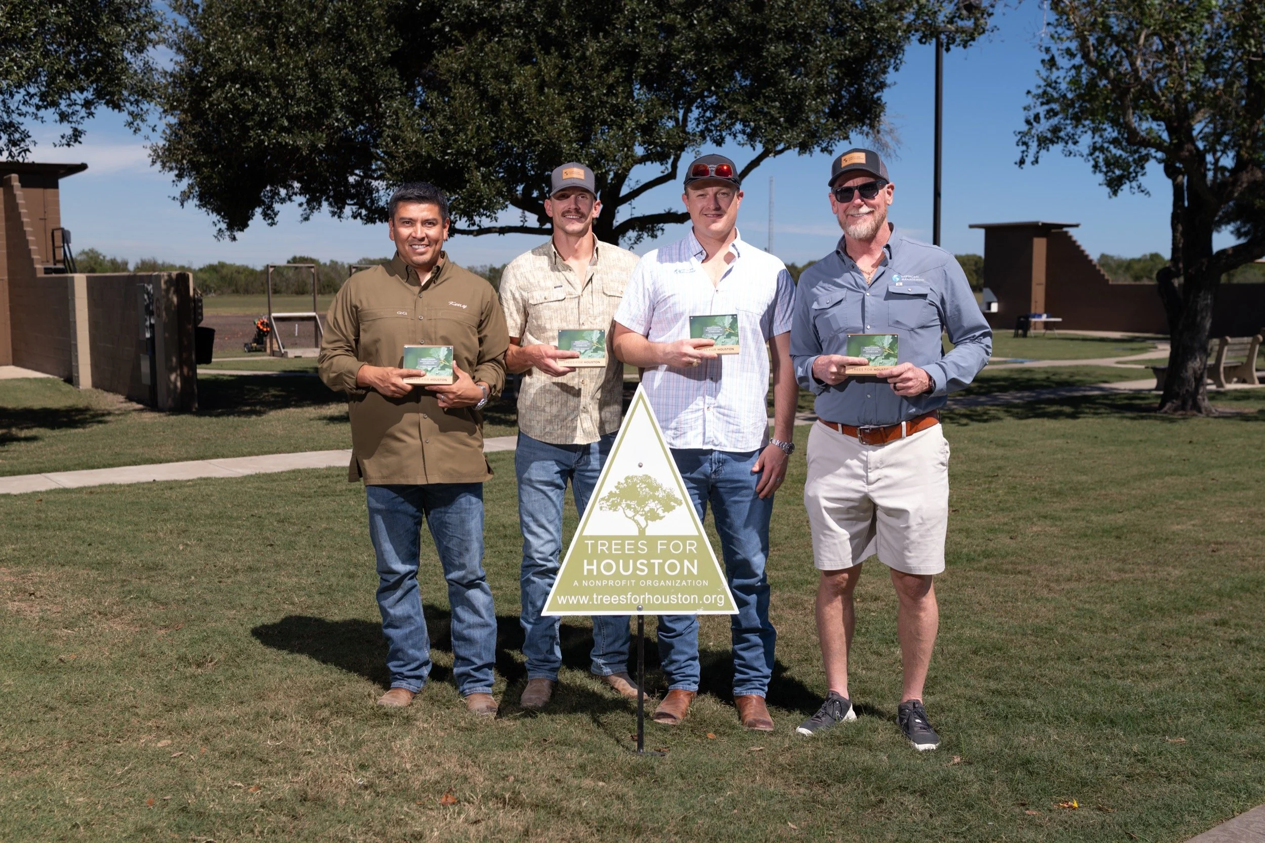 488_TreesforHoustonRootsandShoots_DanielOrtizPhoto_100926.jpg