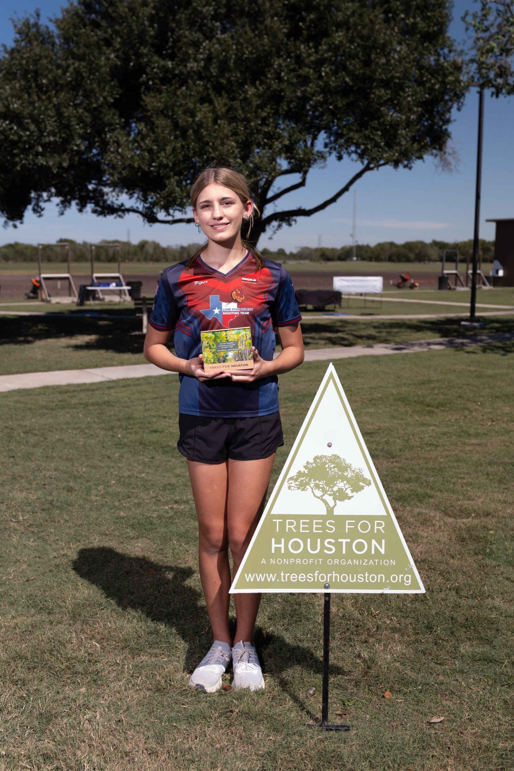 491_TreesforHoustonRootsandShoots_DanielOrtizPhoto_100926.jpg