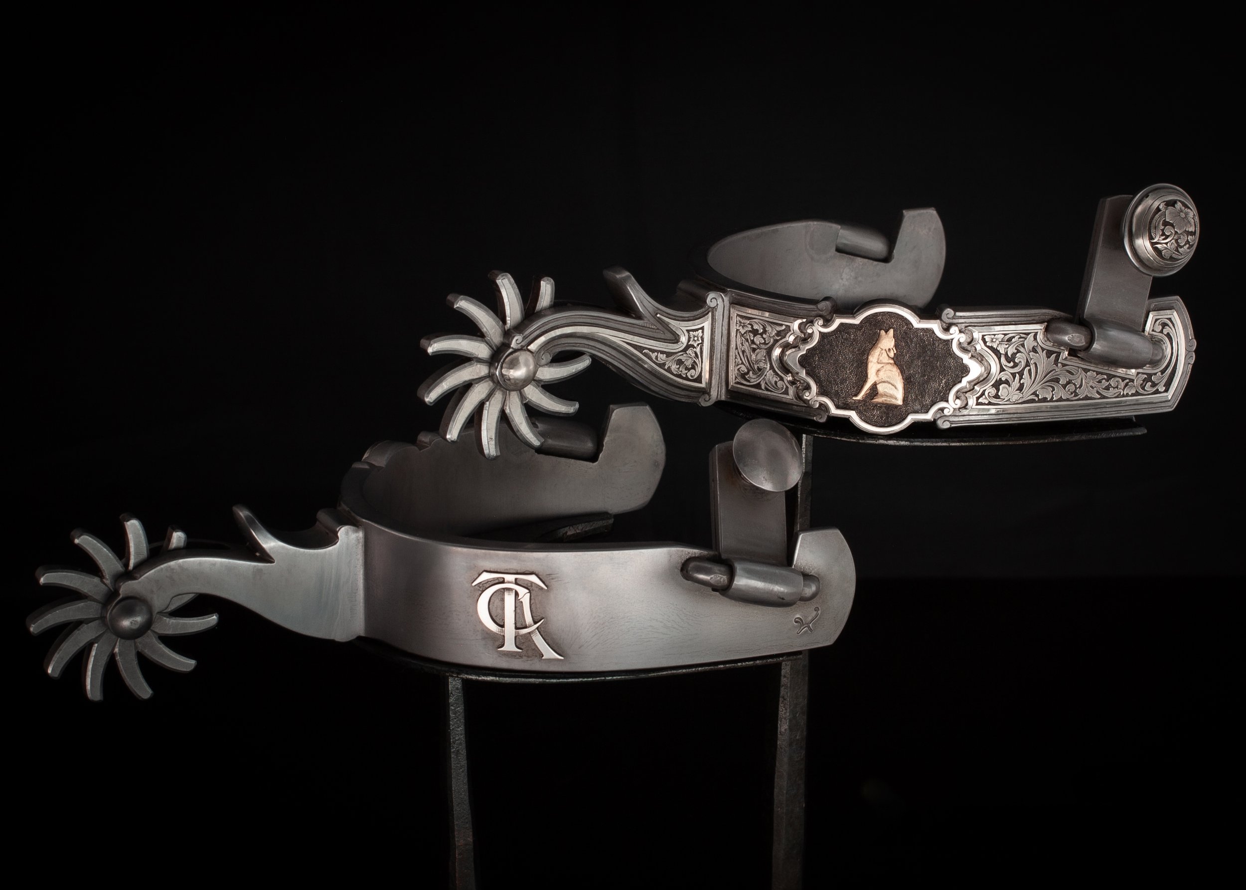 "Howling at the Moon" Spurs