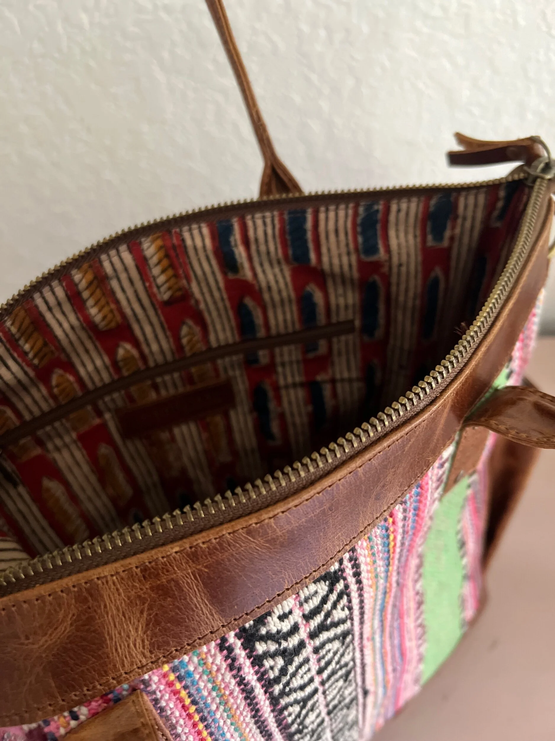 41297975-7597-47D6-832B-5F6133F27B11