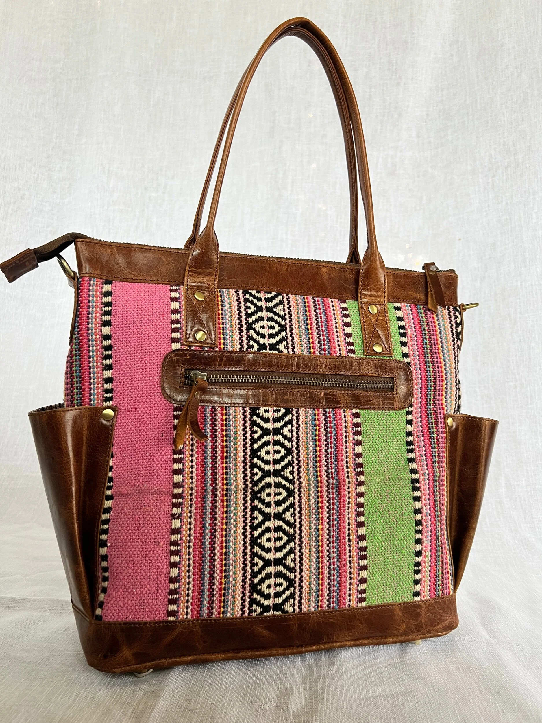 F0B4F5EF-7D2B-4551-BB46-B8310FB3B692