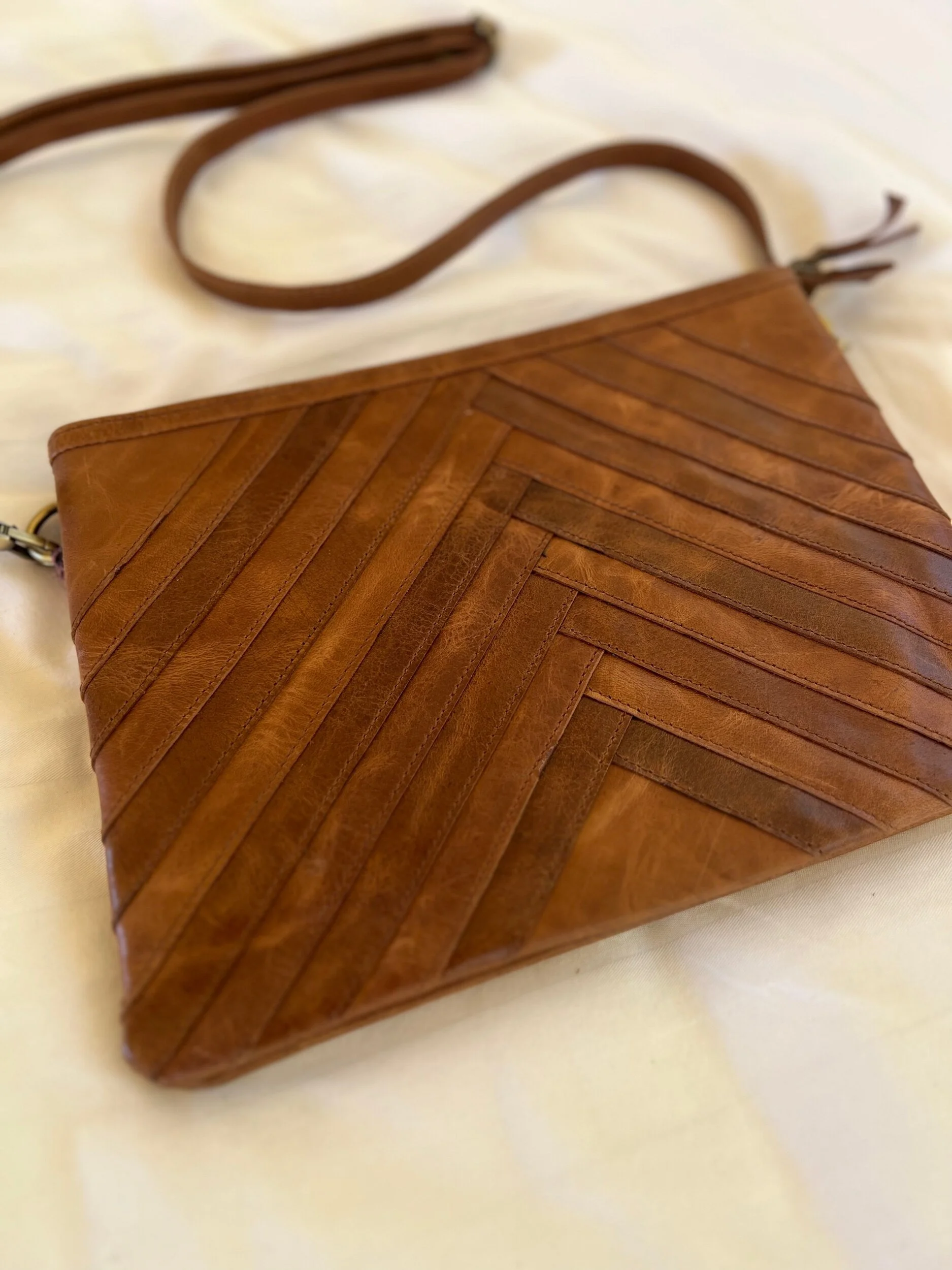 0BAD81EF-0D28-48DD-B449-682A25276A9E