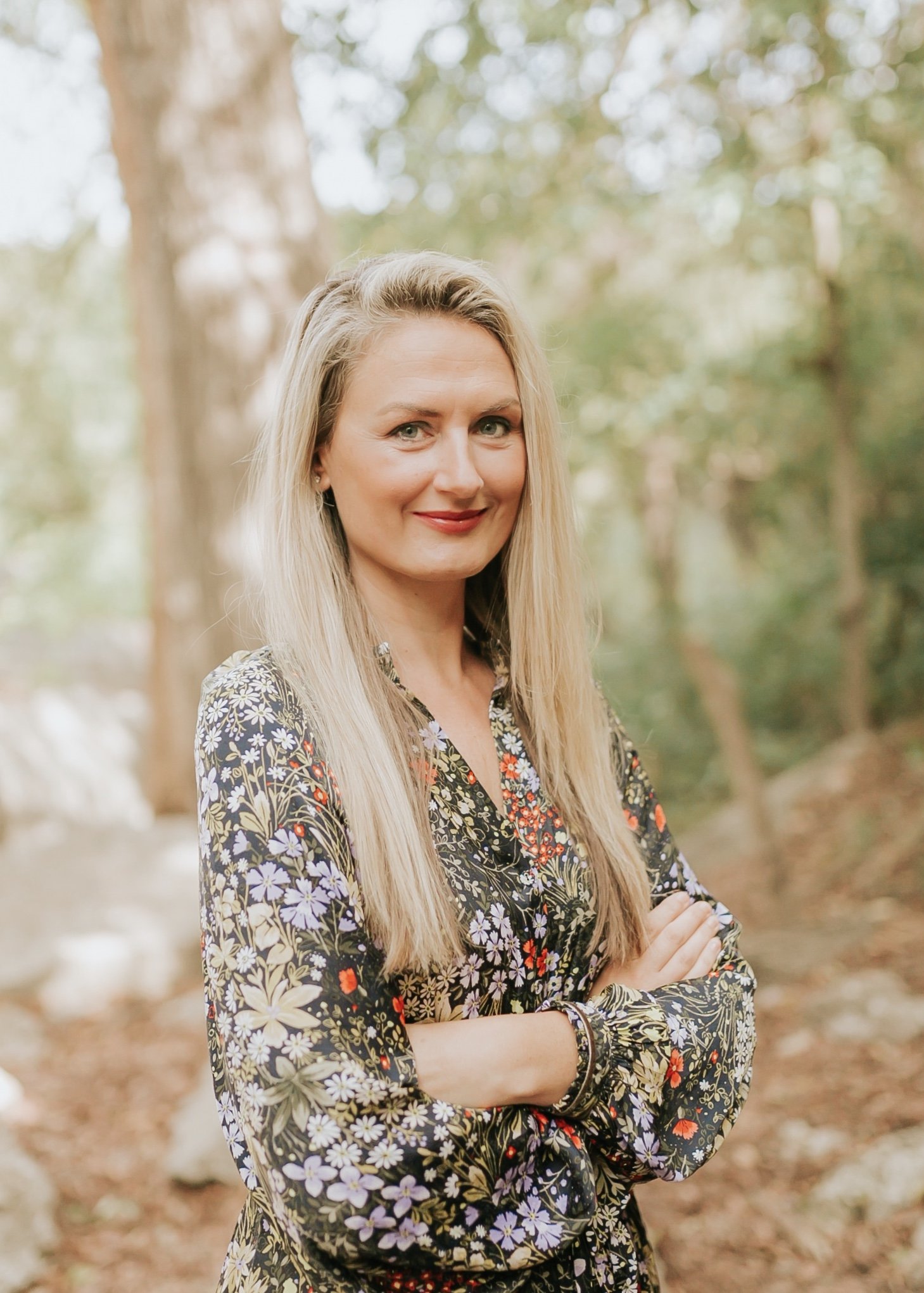 Dr. Sarah Ivens, PhD ON: Getting Real - Embrace Your Strengths, Accept Your Limits, and Create an Authentically Happier, Healthier You
