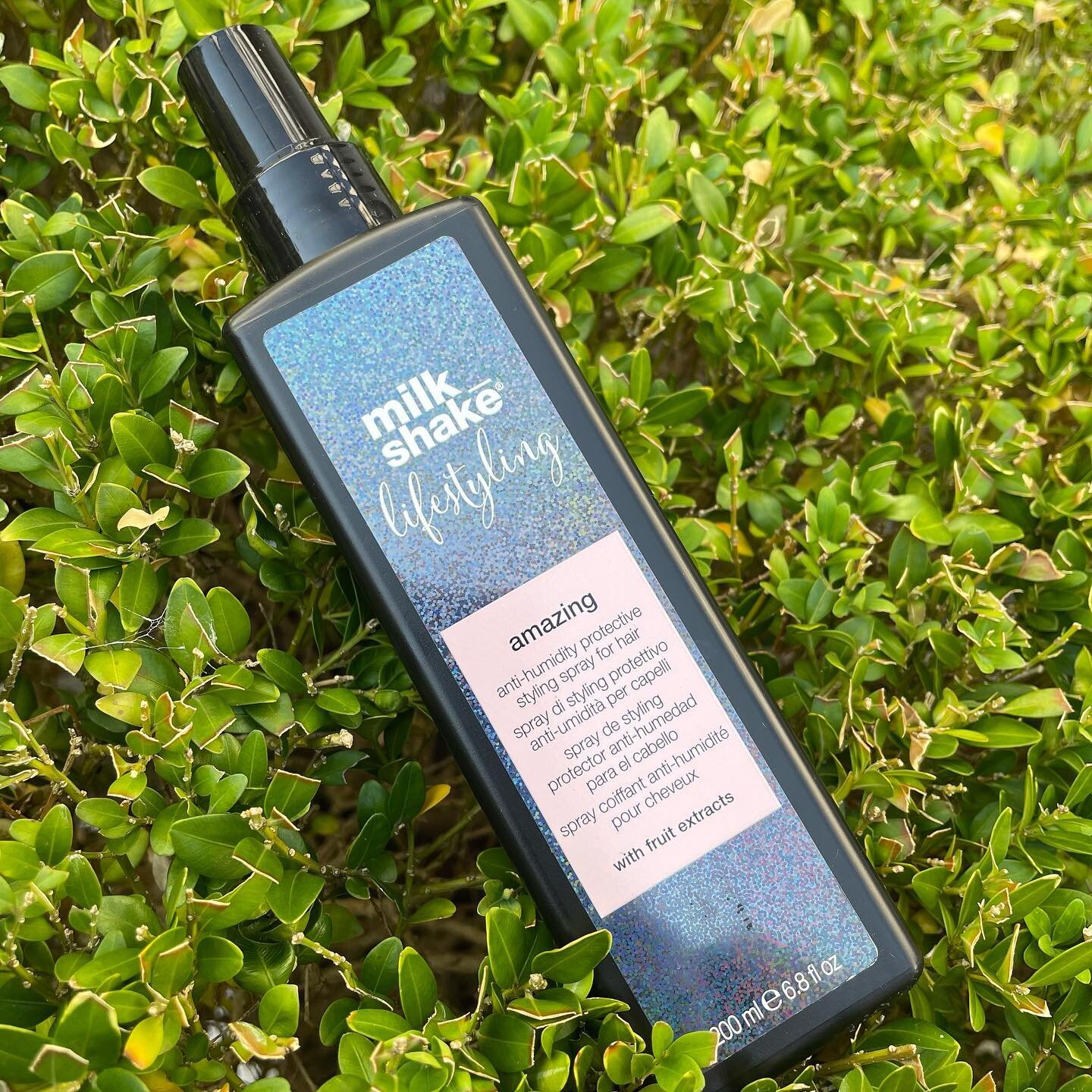 ⭐️A-M-A-Z-I-N-G⭐️
We are obsessed with this anti-humity spray 😍
Now back in stock! @milkshakehairuk 

#milkshakehair #antihumidityspray #maxinporcaro #summerhair #haircontrol #smoothhair #shoplocal