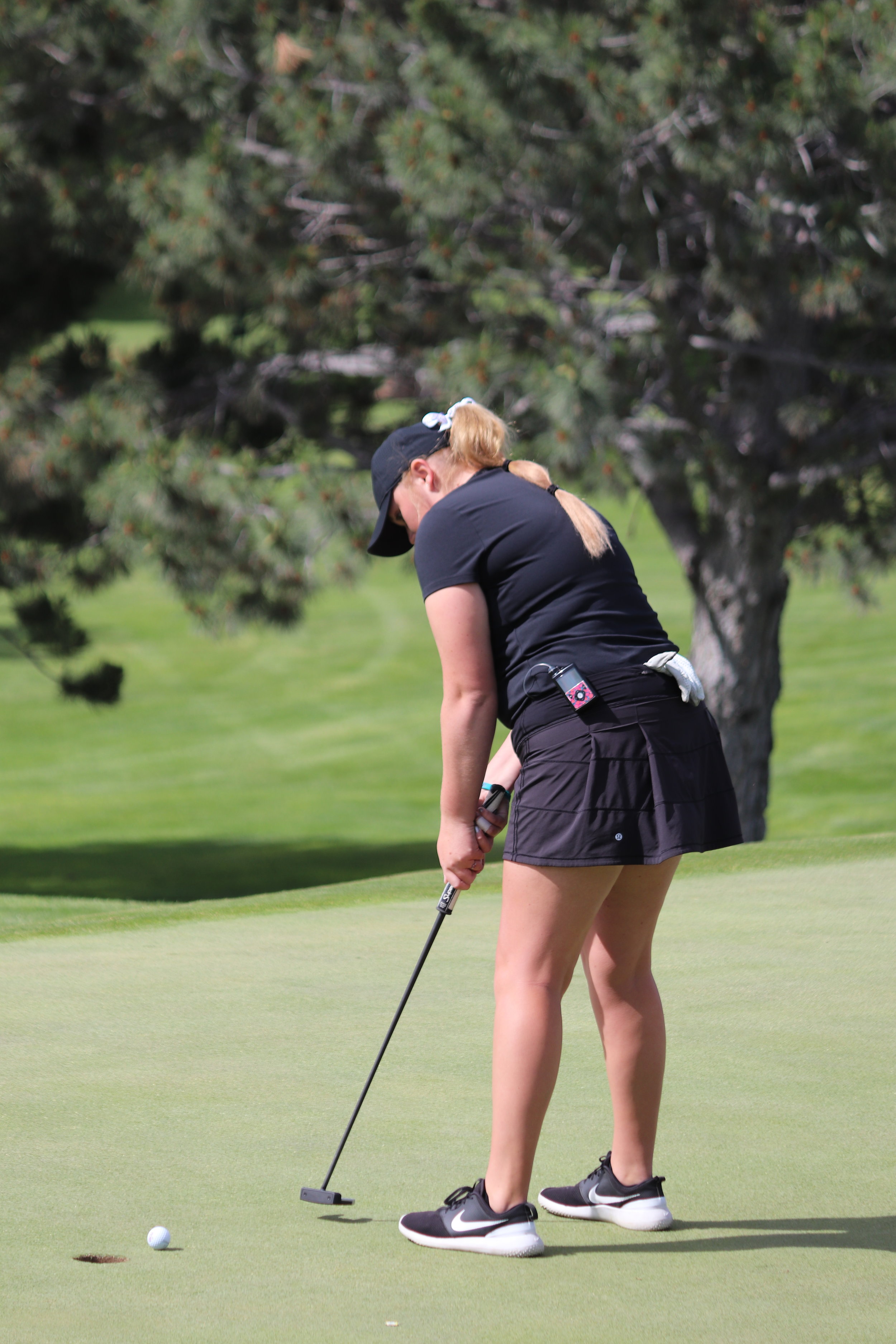 Payton Fehringer ties up the lead on 18