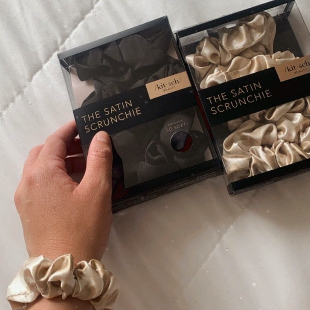 satin scrunchie black4.jpeg