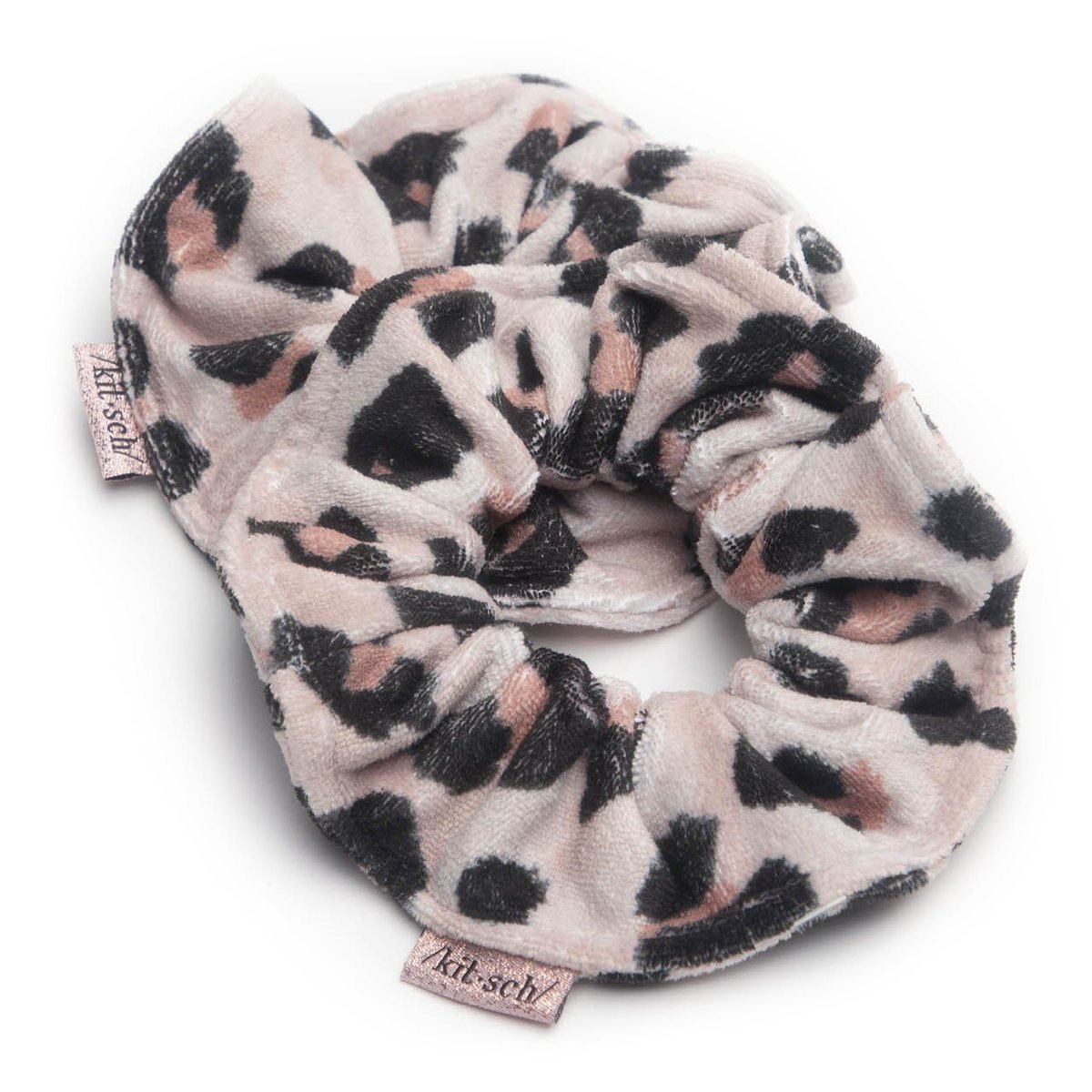 towel scrunch leopard 1.jpeg