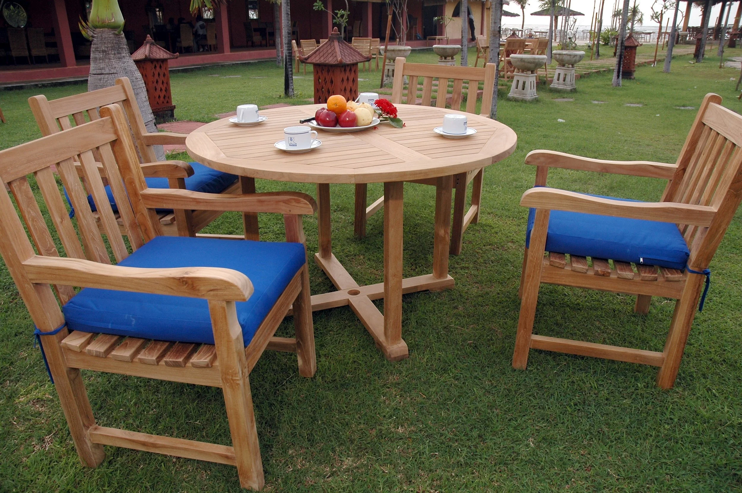 tosca-47inch-round-table-with-4-classic-dining-armchairs.jpg