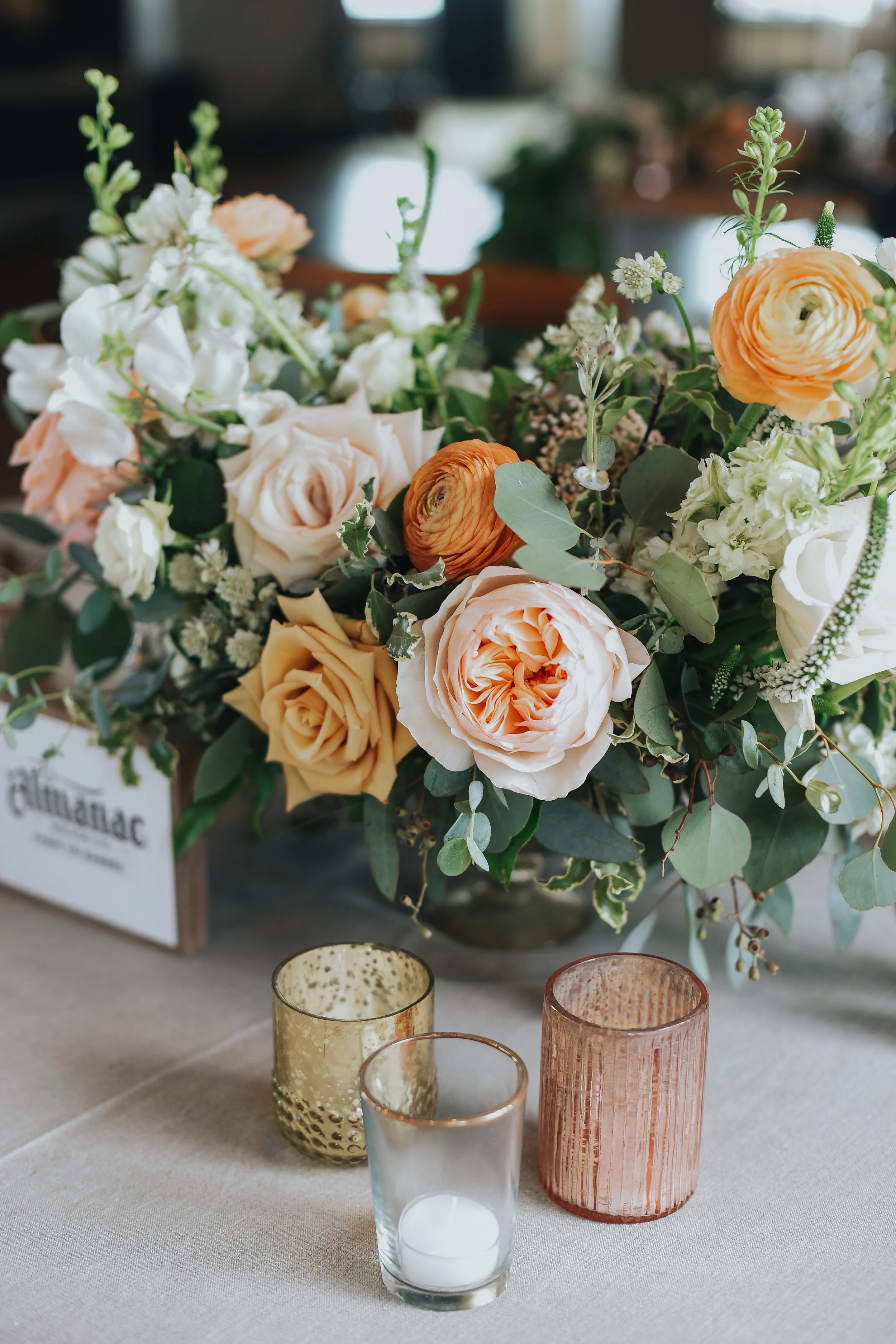 yellow roses, white roses, bridal bouquet, Pacific Palisades wedding || Orange Blossom Special Events