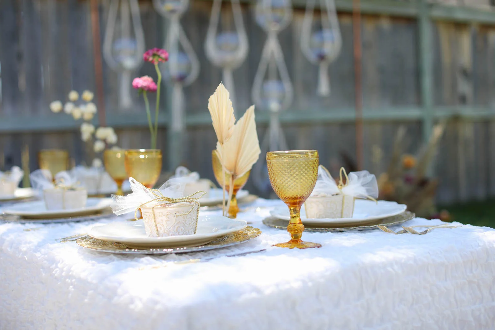 Tash Reynolds, Peppermint + Pine