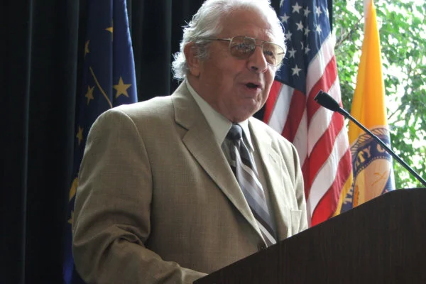 tony roberts 3.jpg