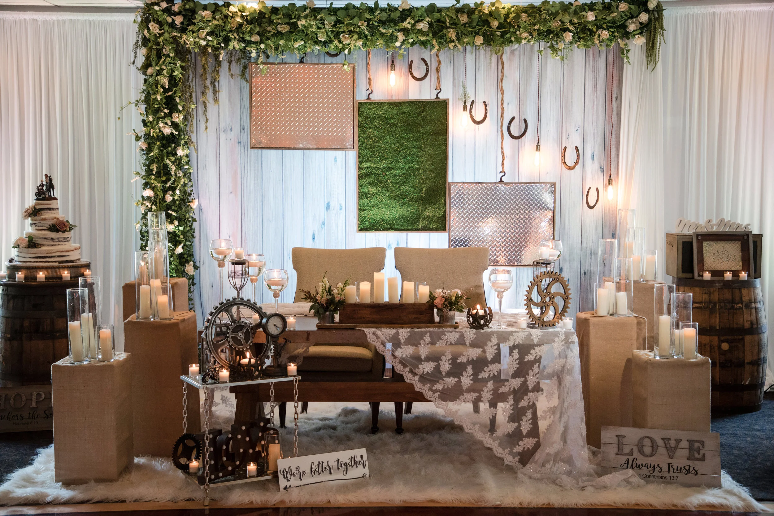 royal backdrops sweetheart table
