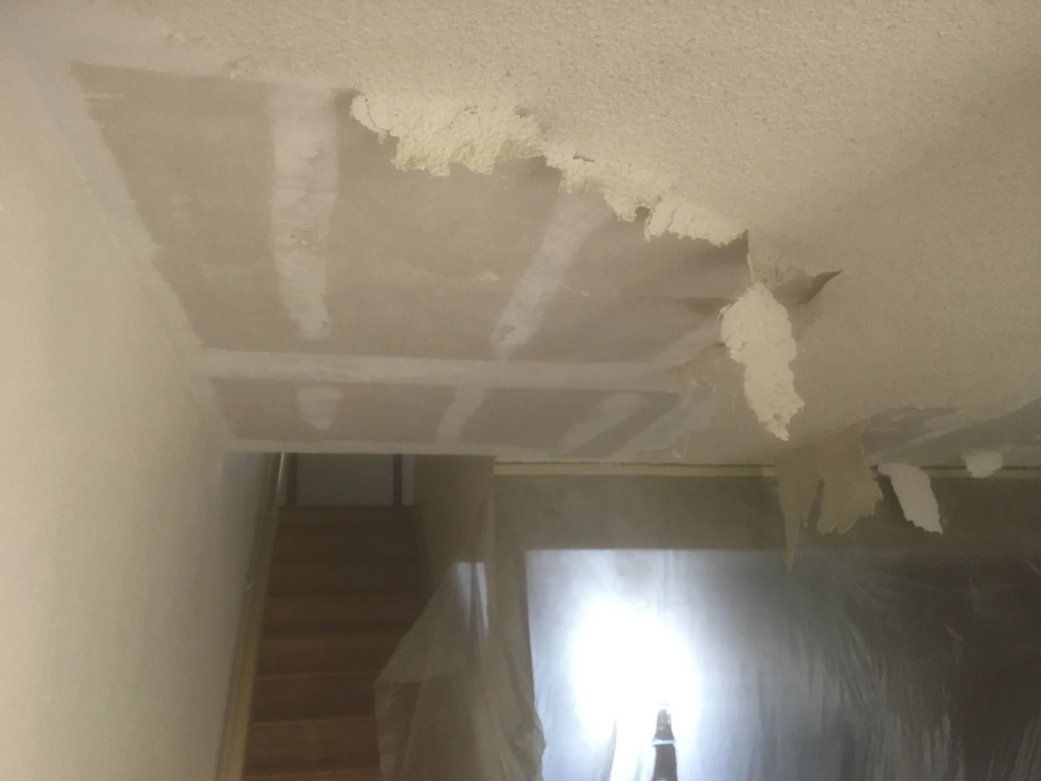 Popcorn ceiling removal
