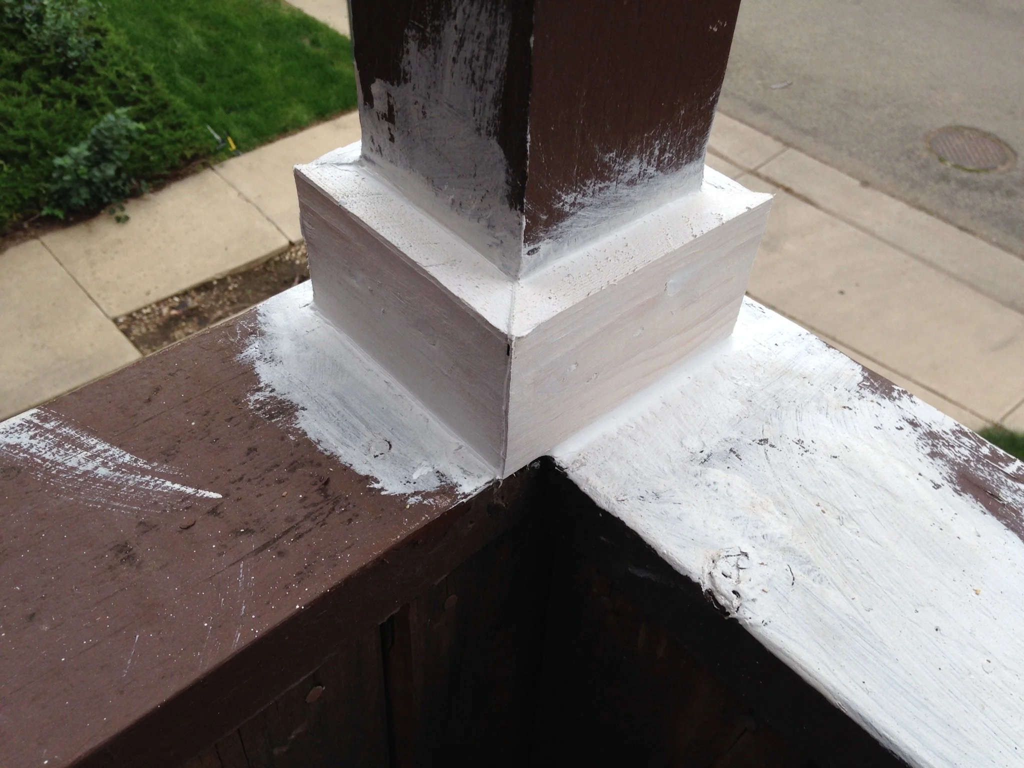 Primed column trim box