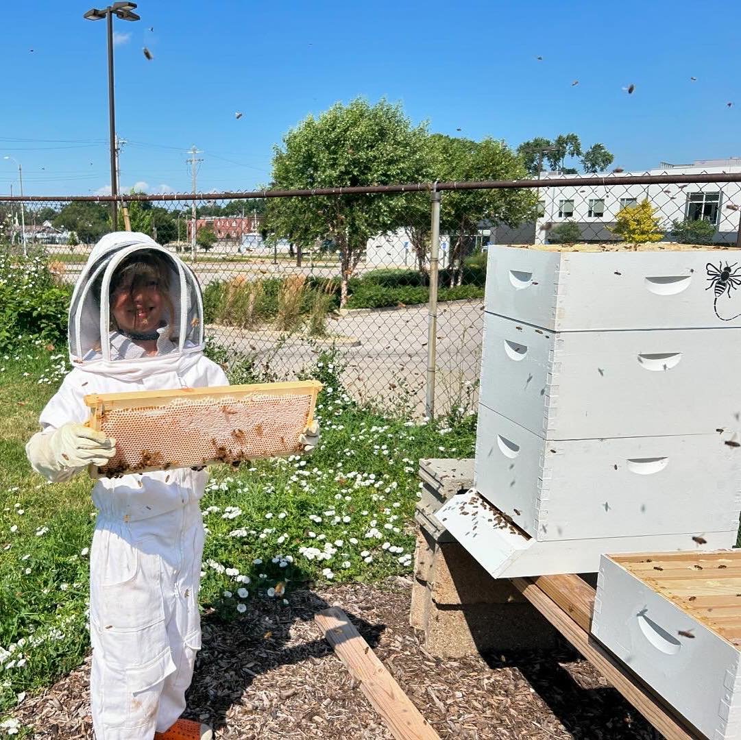 This summer, Roslyn has been helping as a new beekeeper at the Bell Community Garden in the Vander Lou neighborhood! 

She has helped her dad harvest honey and really loves learning about bees 🐝🍯 

#thatsPCS #premiercharterschool #summervacation
