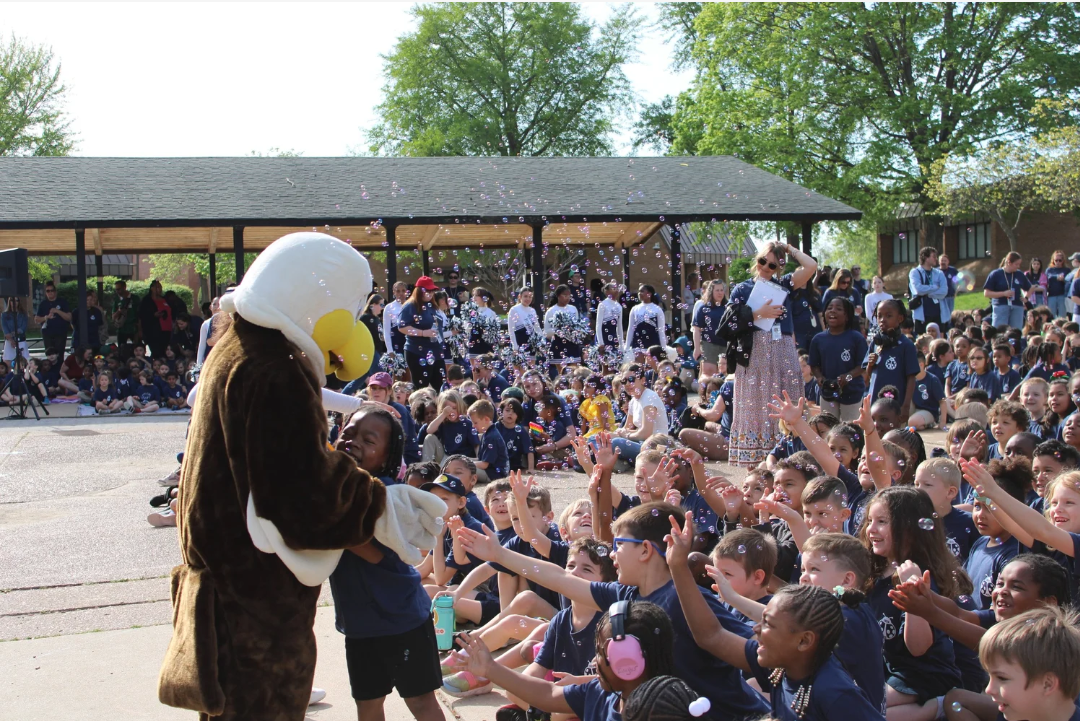 A Parent's Guide to Choosing the Right K-8 School in St. Louis