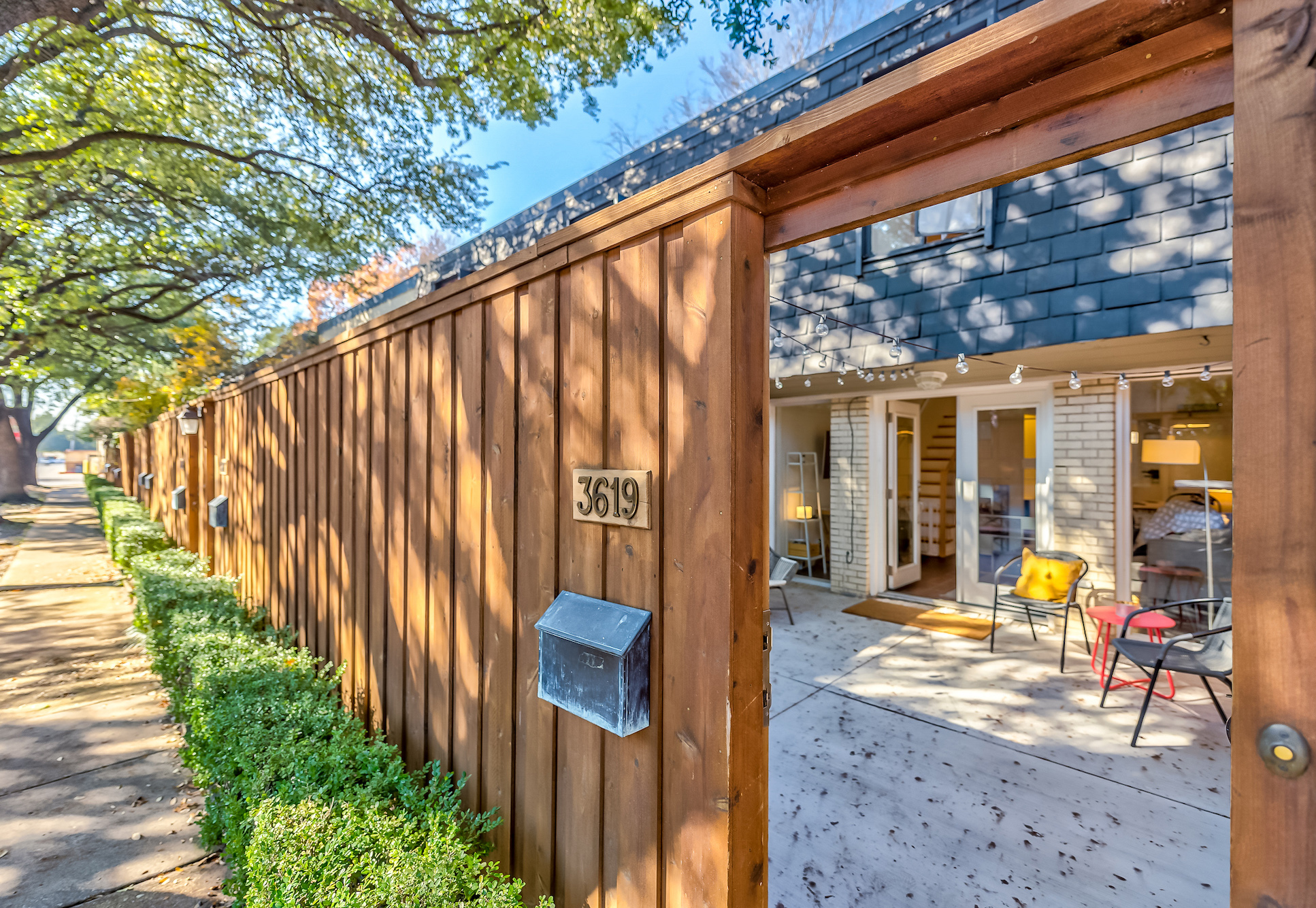 3619 Hawthorne Avenue_Dallas 75219 (3 of 38).jpg