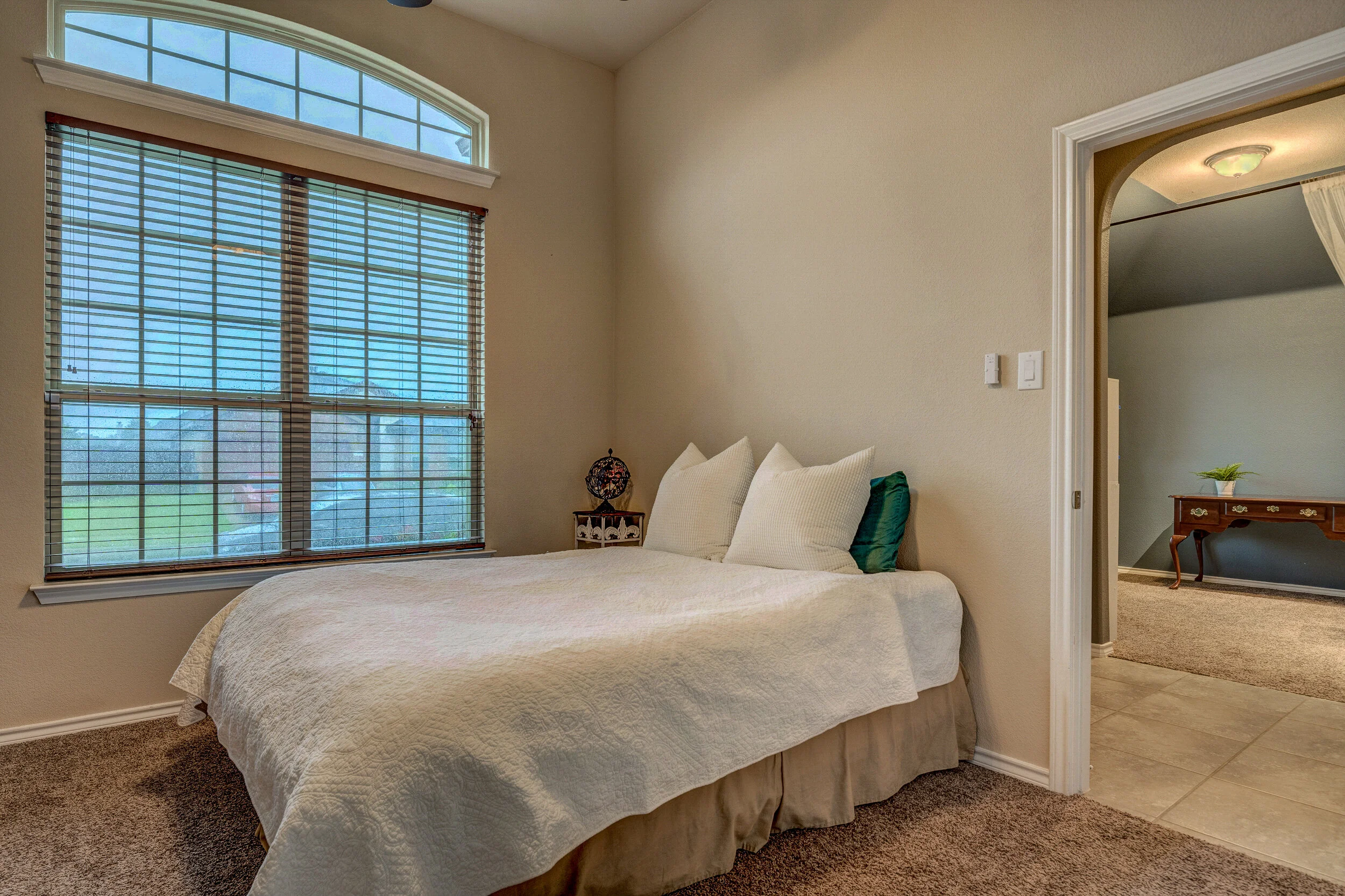 19 Oakridge Lane — Haven Realty Group