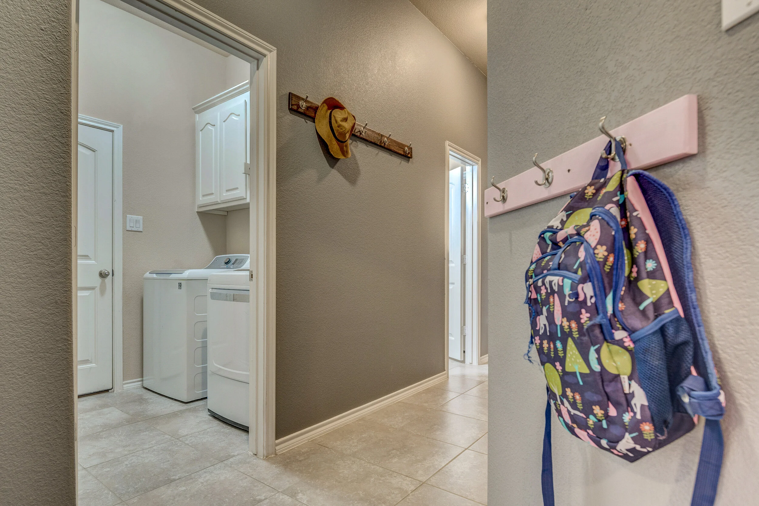 19 Oakridge Lane — Haven Realty Group