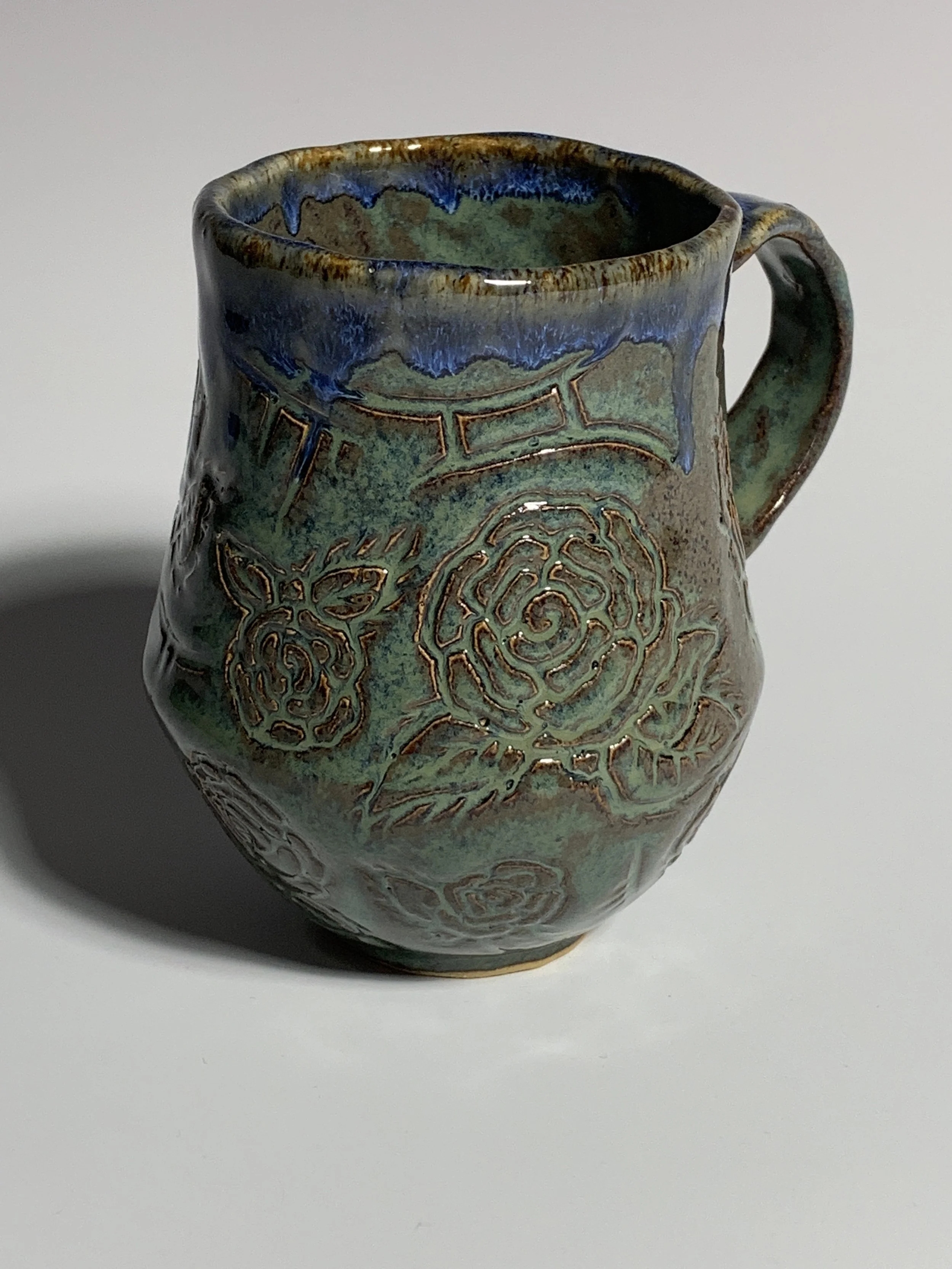 Pinched Roses Mug