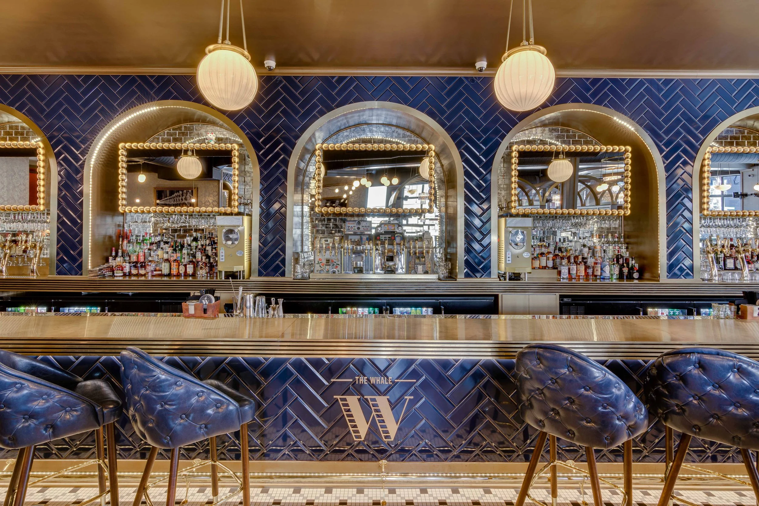 Bar 46.jpg