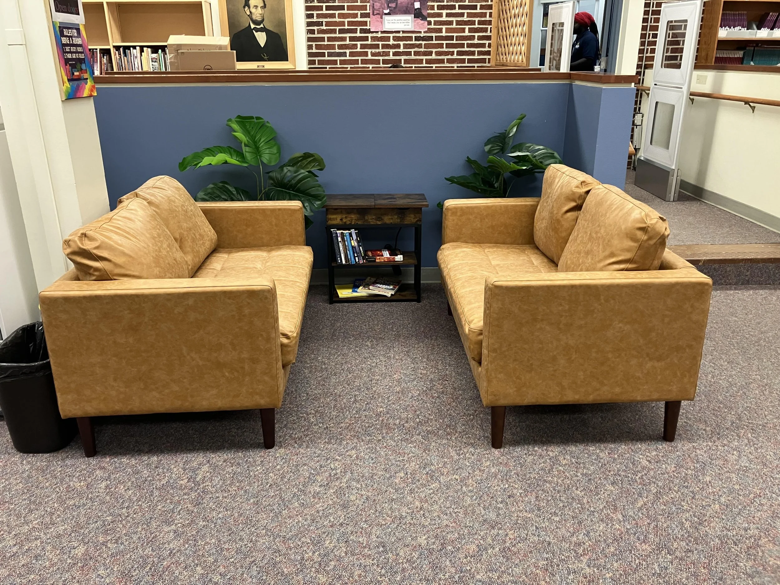 Alice Ott Library Enjoys Comfortable Reading Space for Students