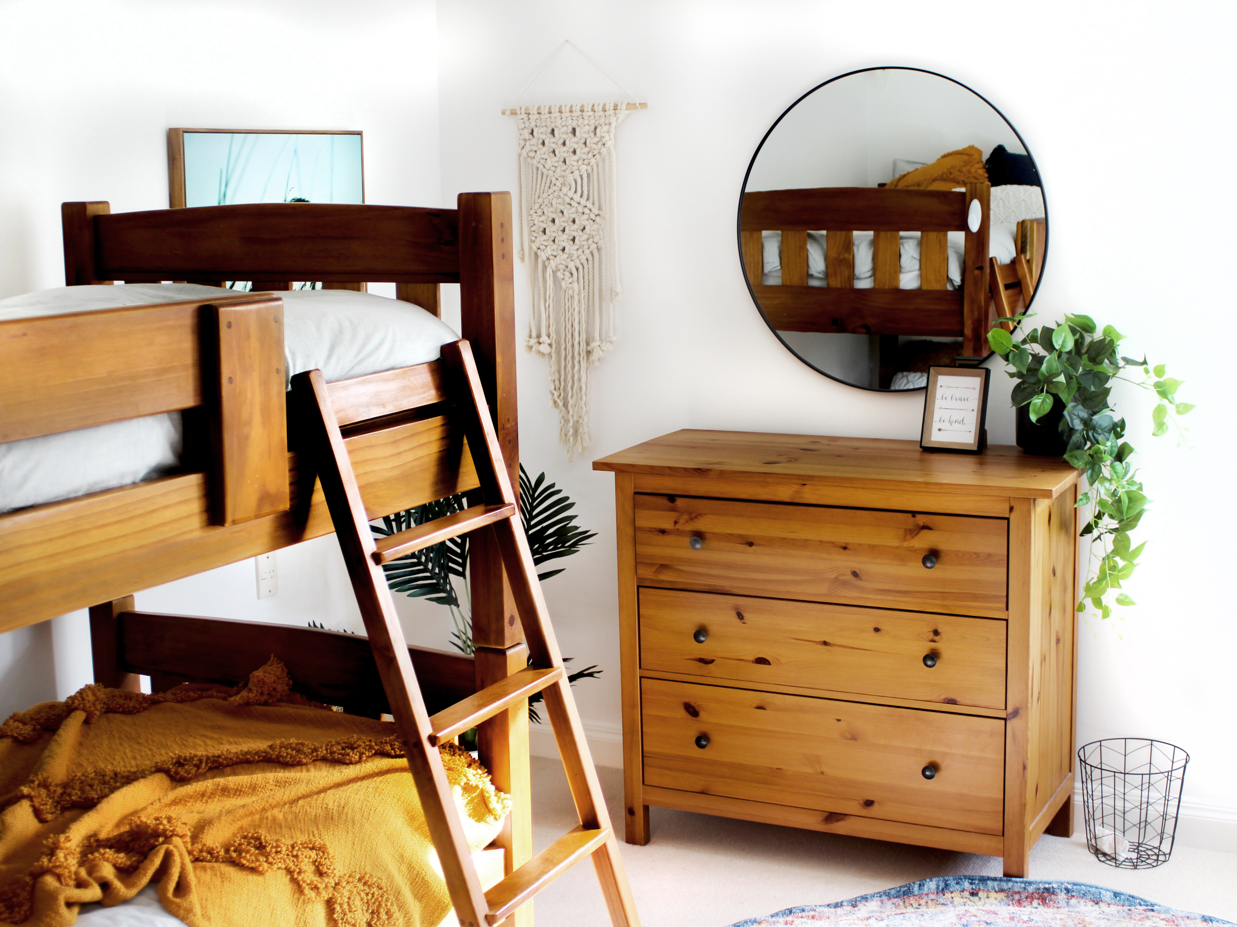 freya bedroom copy.png