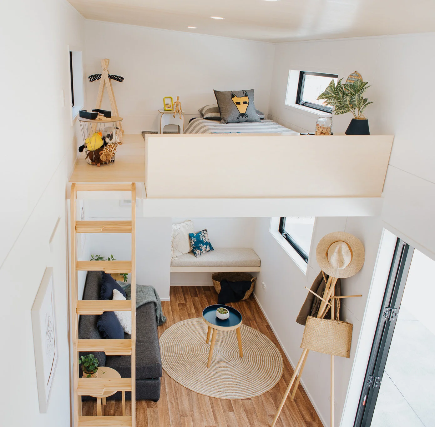 Social Media-28 Cropped.jpg