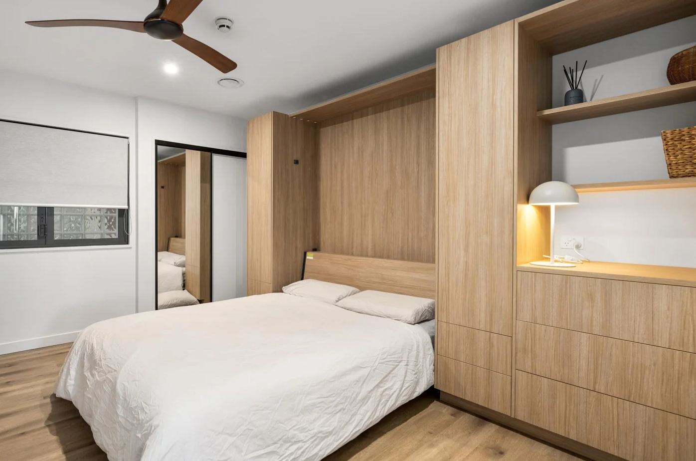 2551053_16.jpg copy.png