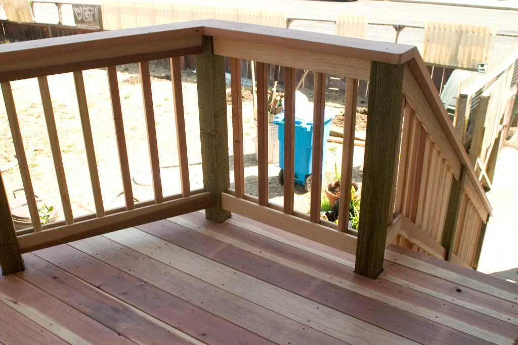 Cedar Railing.jpg