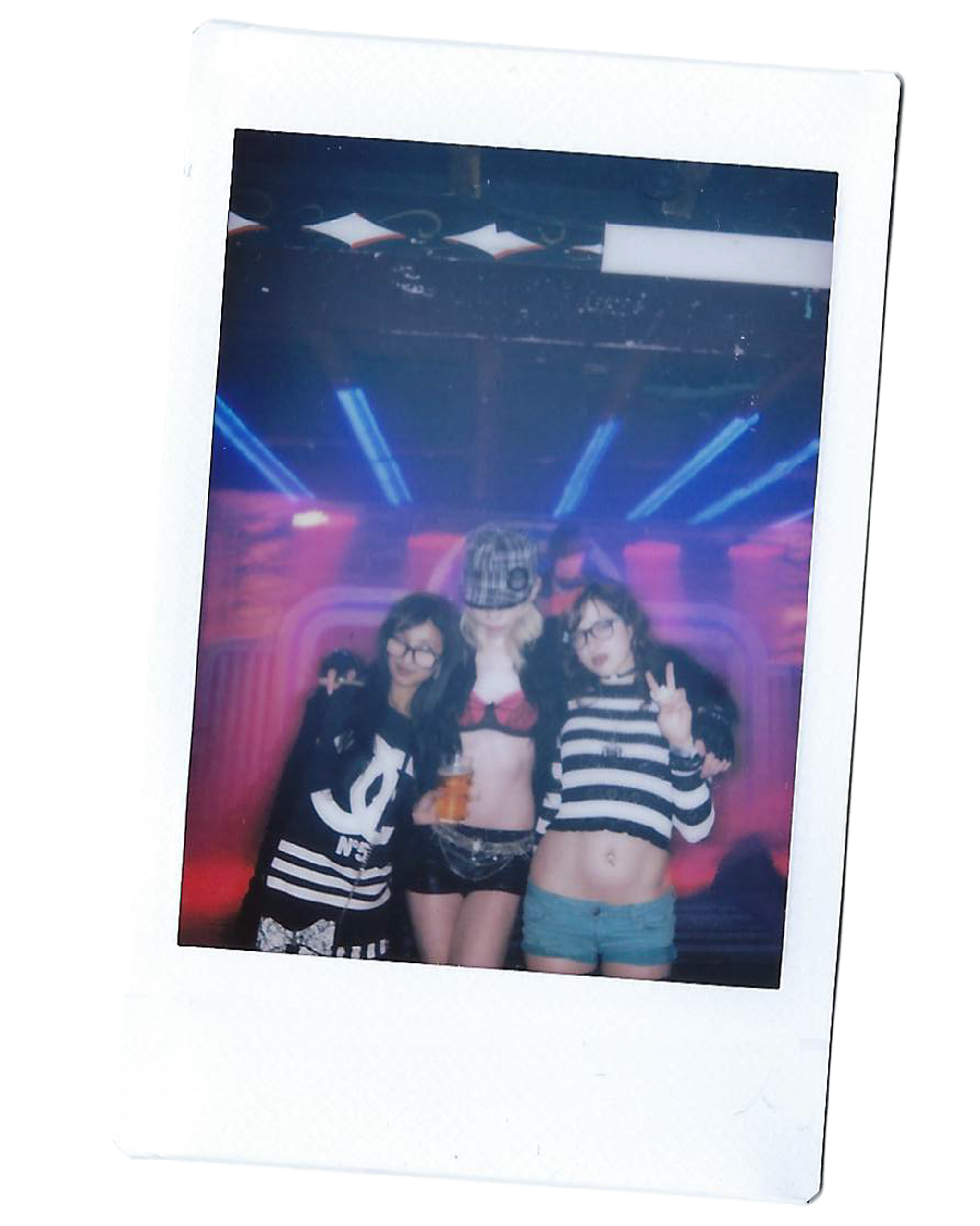 kylie w friends.png